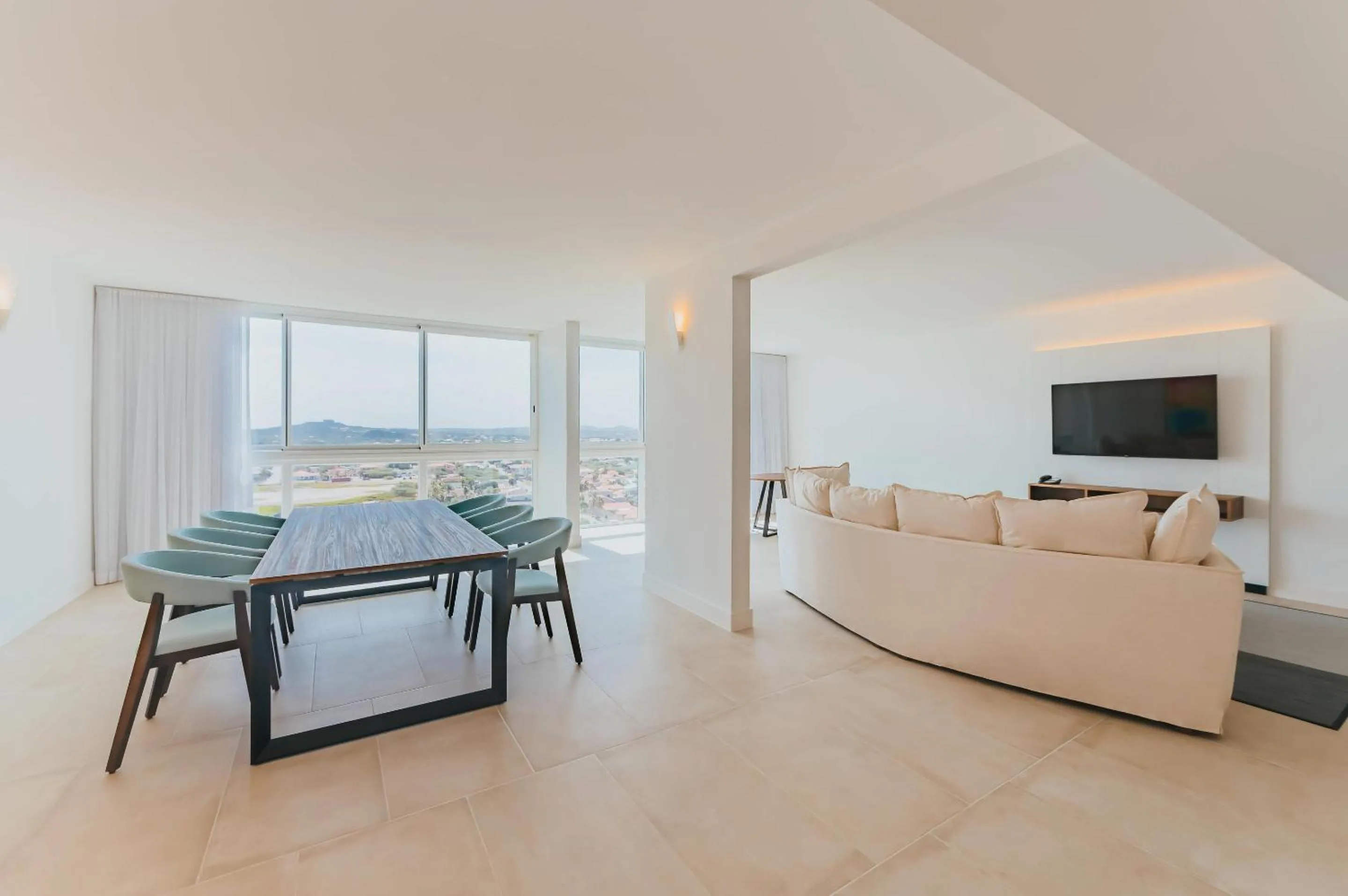 Bedroom in Radisson Blu Aruba