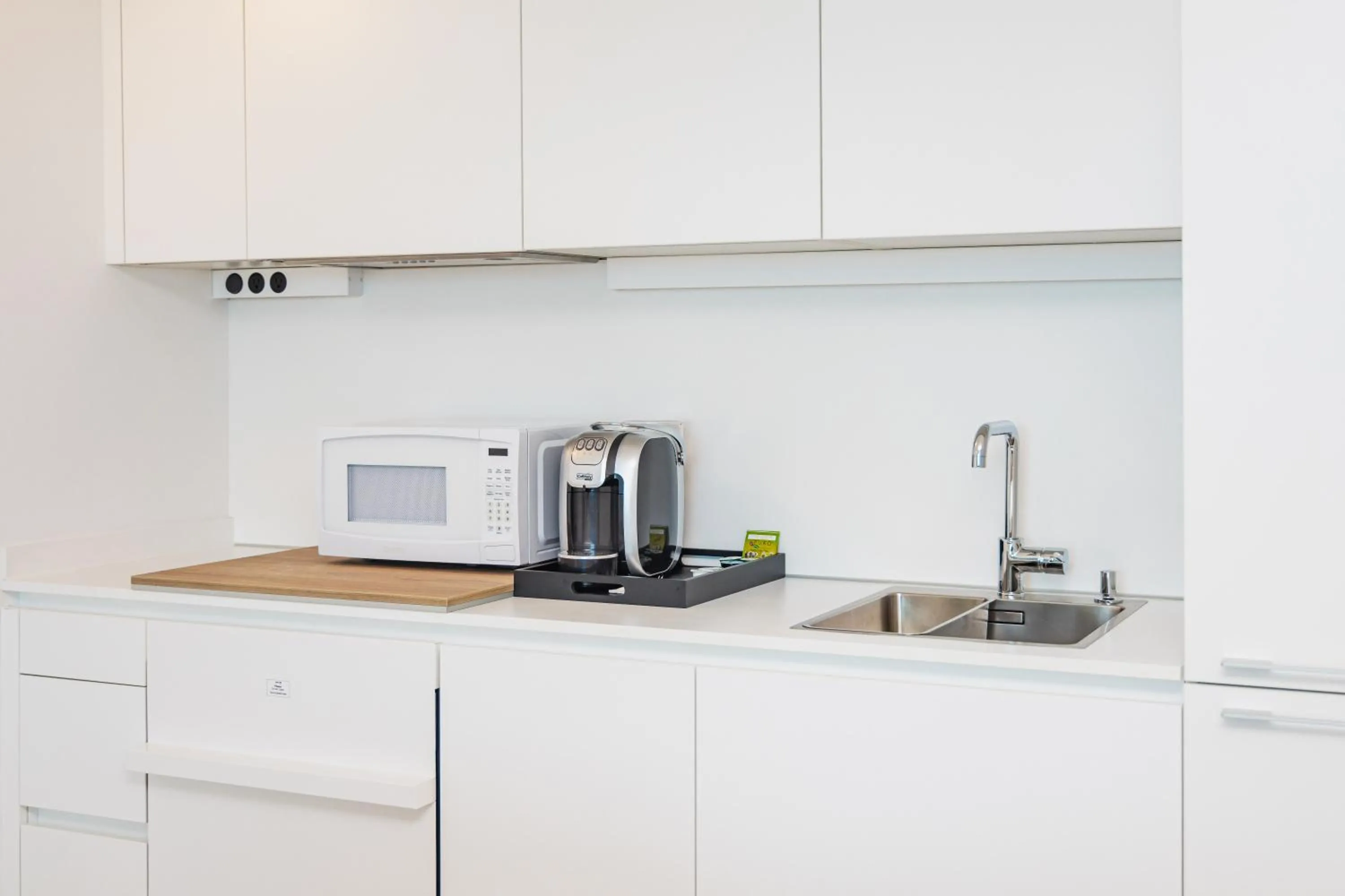 Kitchen or kitchenette in Radisson Blu Aruba