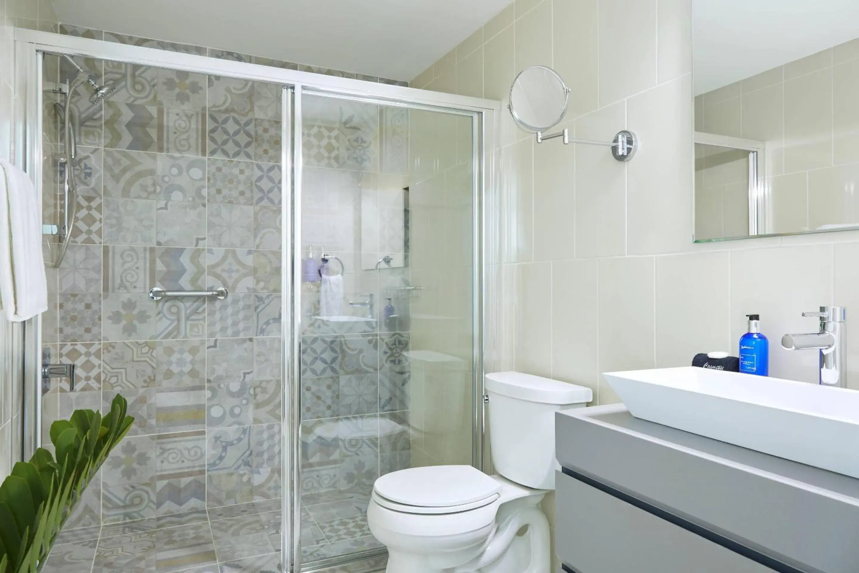 Bedroom in Radisson Blu Aruba Bedroom in Radisson Blu Aruba