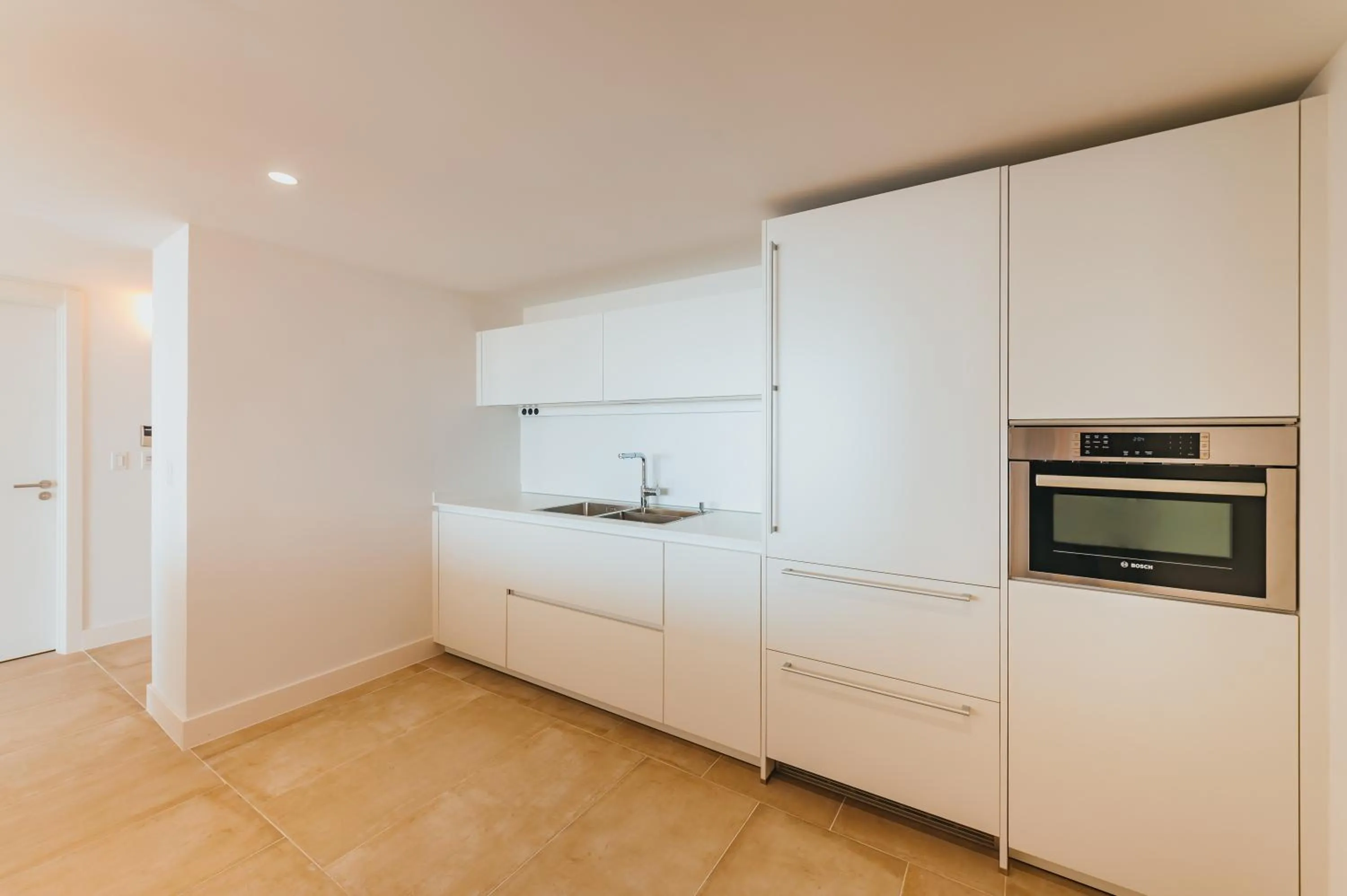 Kitchen or kitchenette in Radisson Blu Aruba