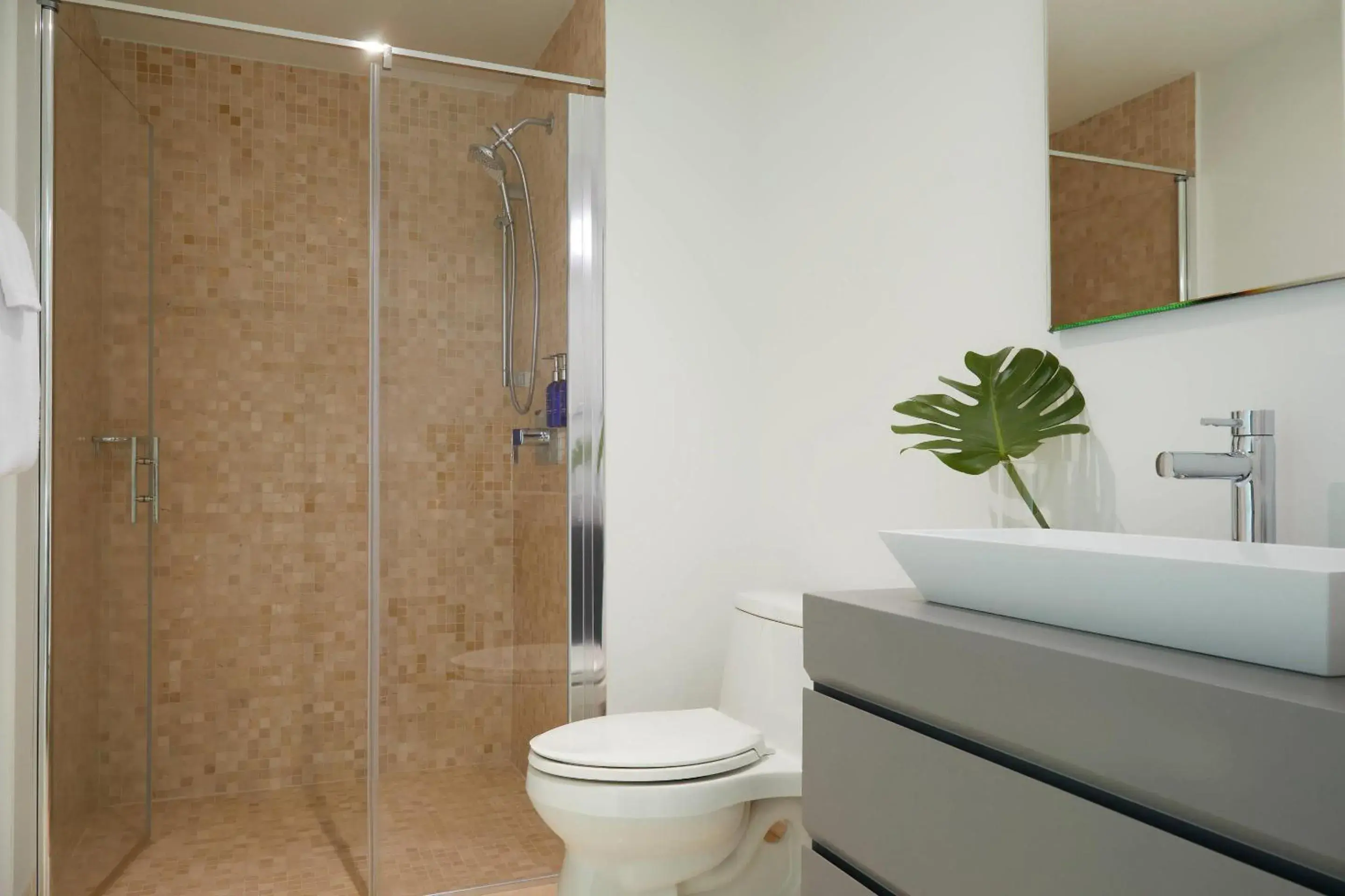 Bedroom in Radisson Blu Aruba Bedroom in Radisson Blu Aruba