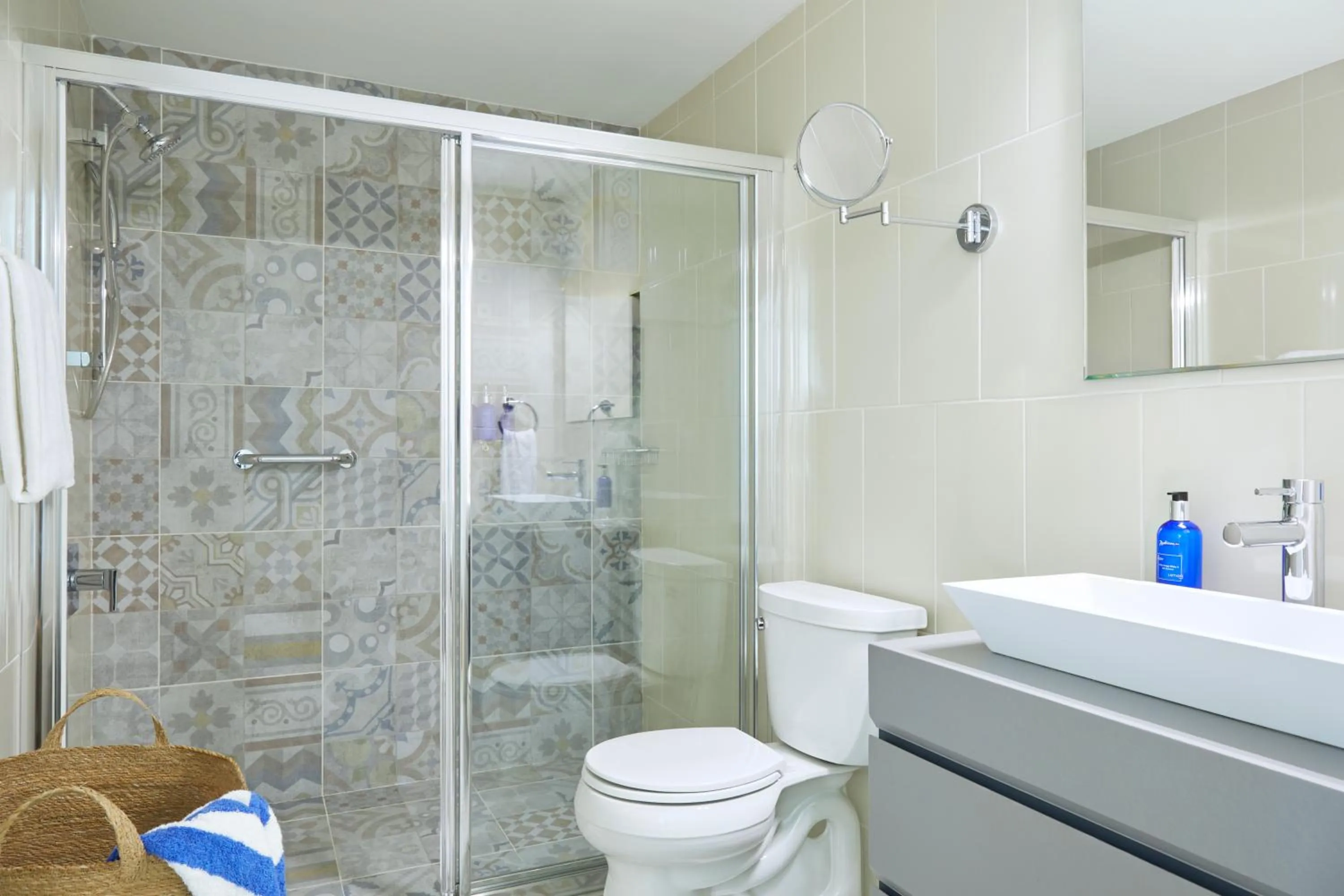 Bathroom in Radisson Blu Aruba