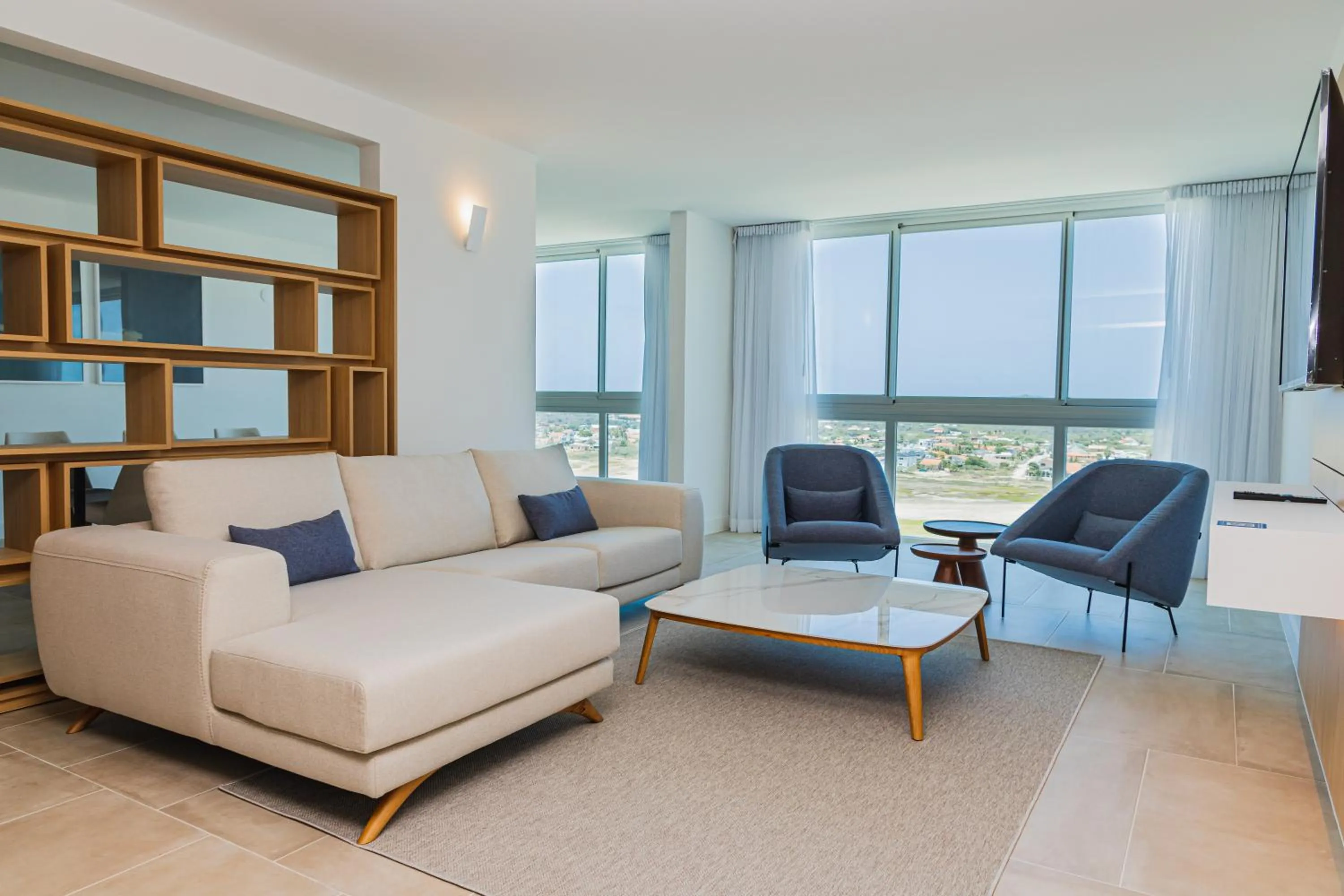Seating area in Radisson Blu Aruba