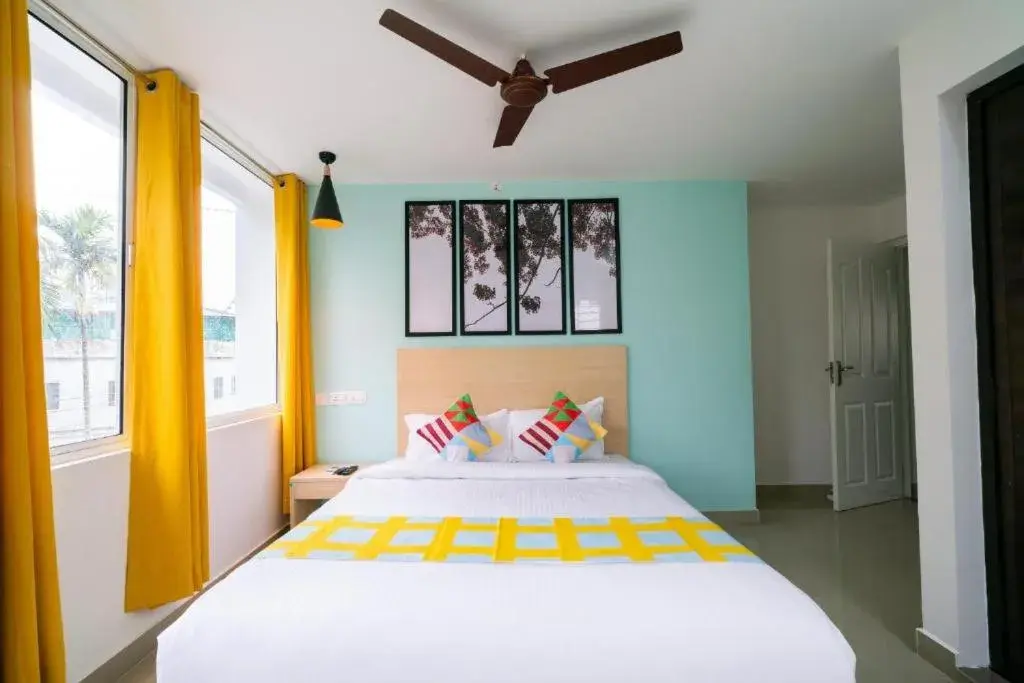 Bed in Flamingo Suites Bed in Flamingo Suites