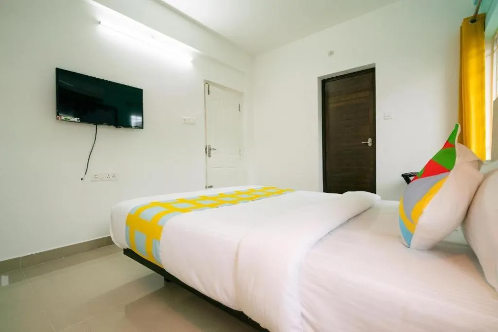 Bed in Flamingo Suites