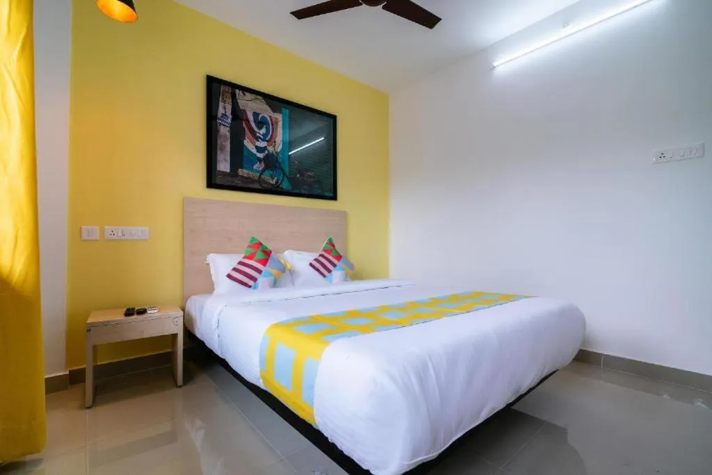 Bed in Flamingo Suites