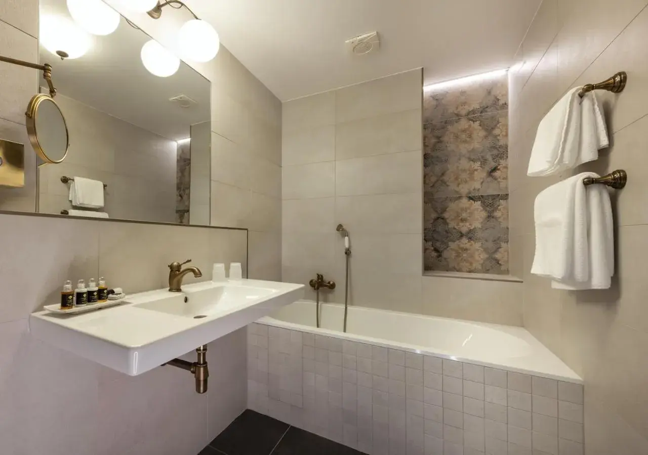 Bathroom in EFI SPA Hotel Superior & Pivovar Bathroom in EFI SPA Hotel Superior & Pivovar