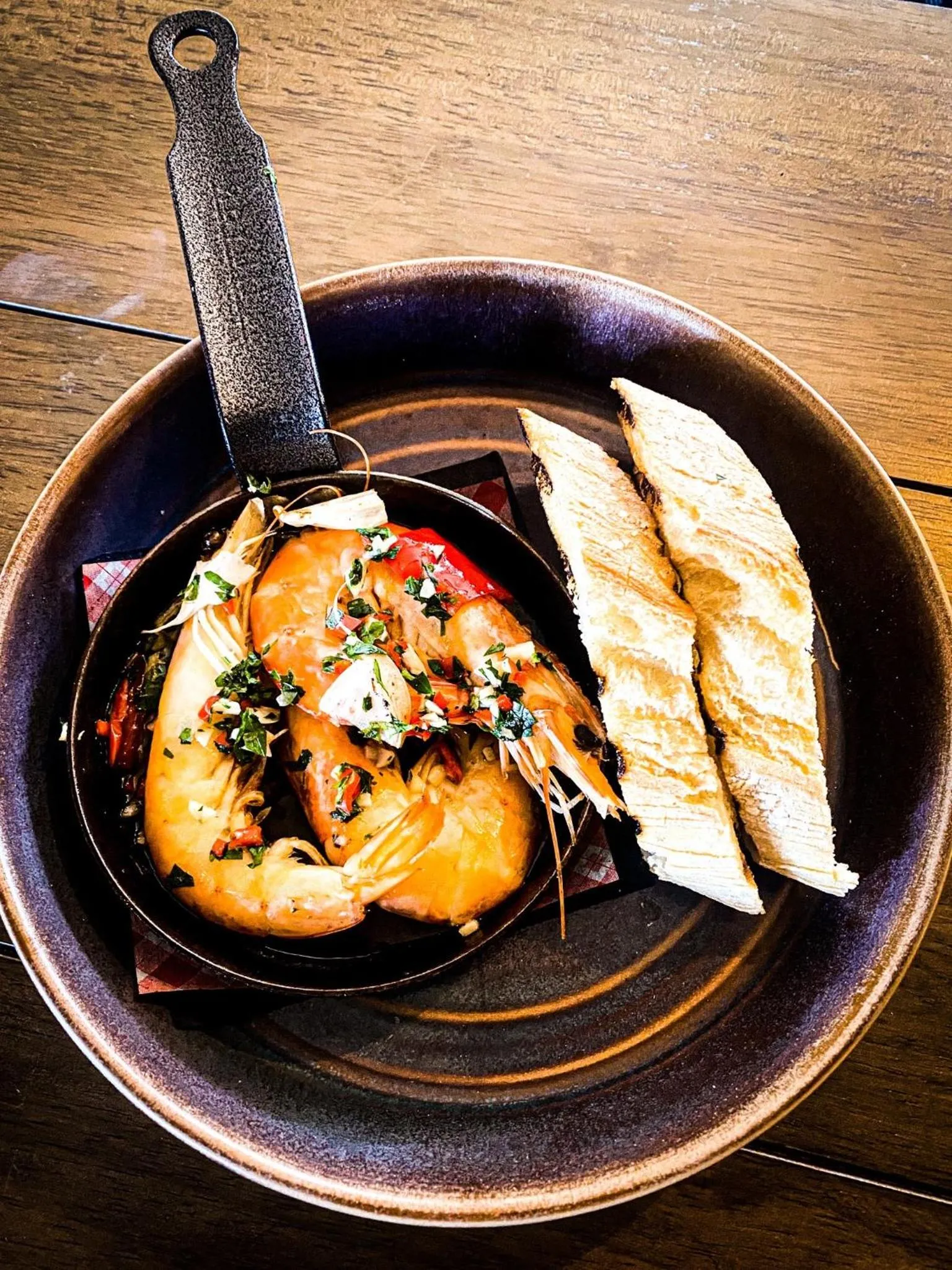 Food and drinks in The Crown Inn at Benson