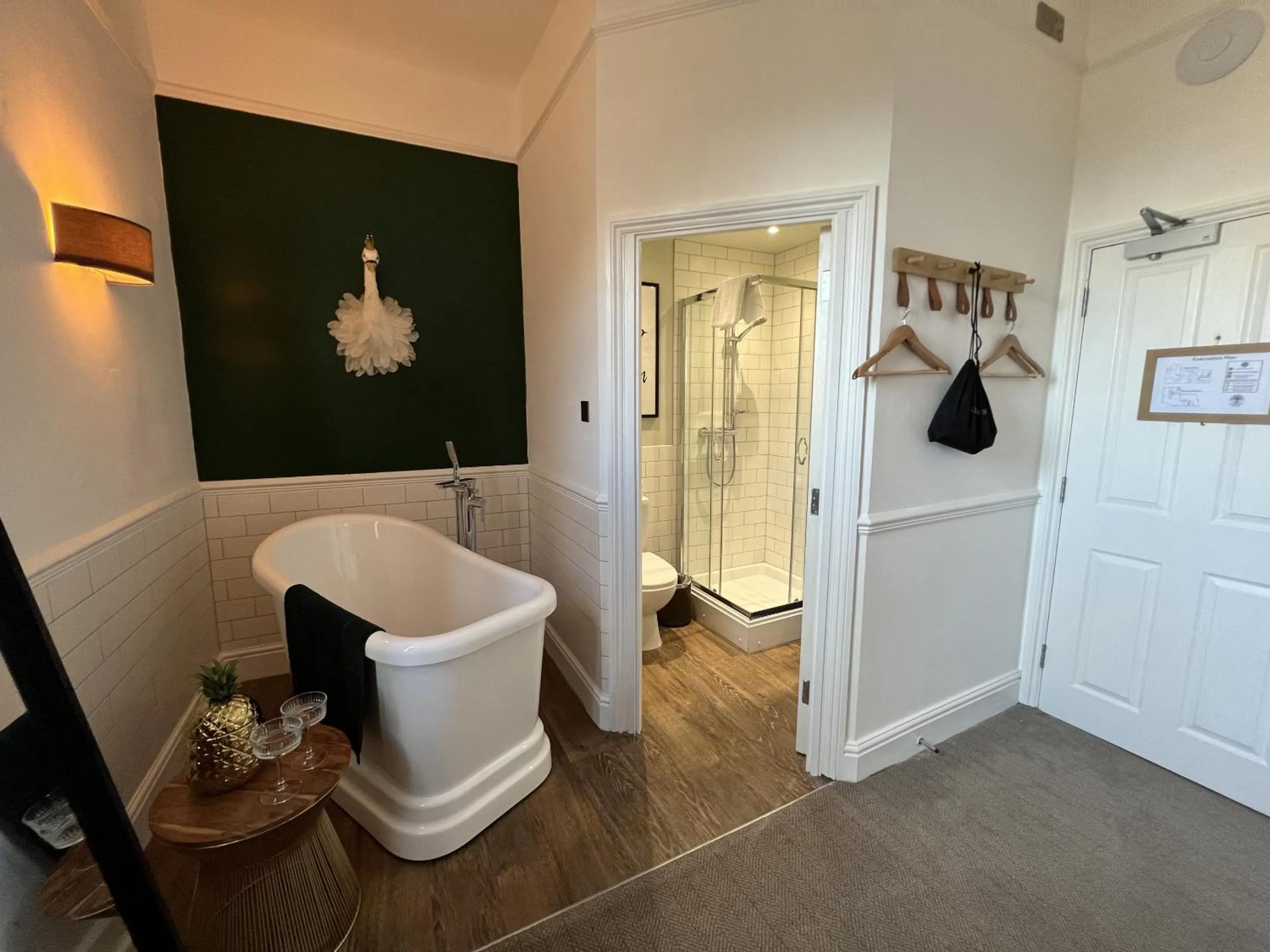 Bathroom in The Crown Inn at Benson