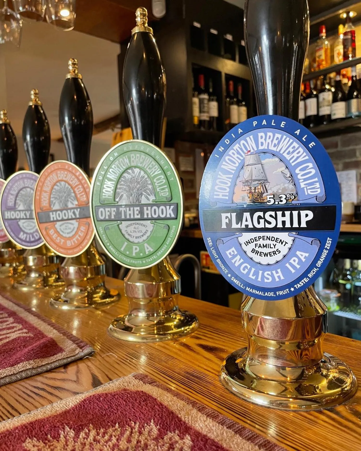 Lounge or bar in The Crown Inn at Benson