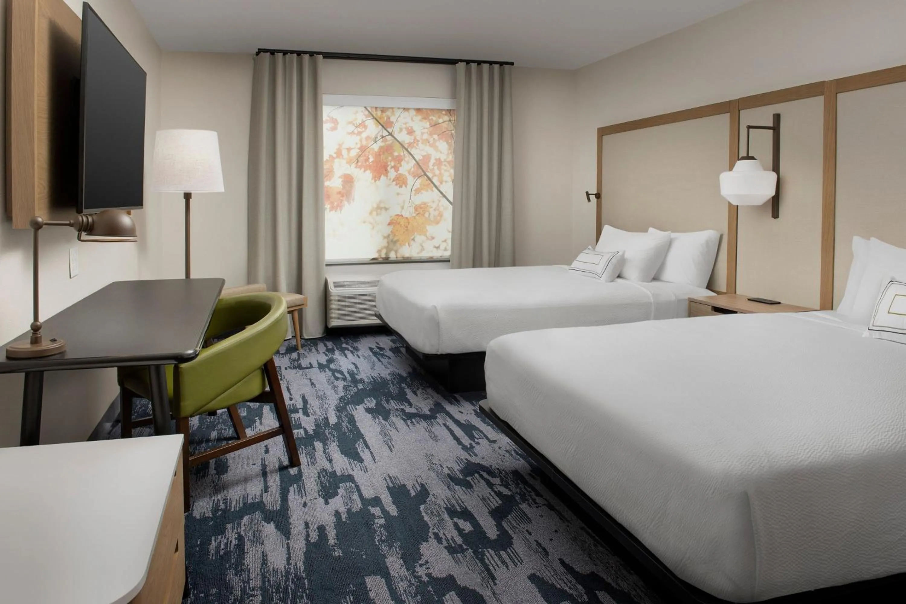 Photo of the whole room, Bed in Fairfield by Marriott Inn & Suites Aberdeen
