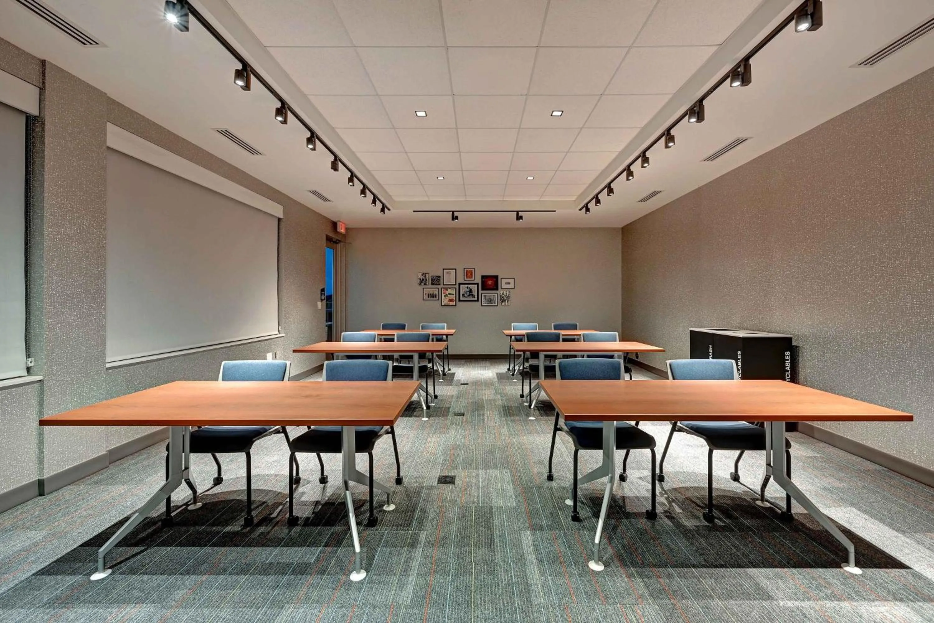 Meeting/conference room in Aloft Mooresville