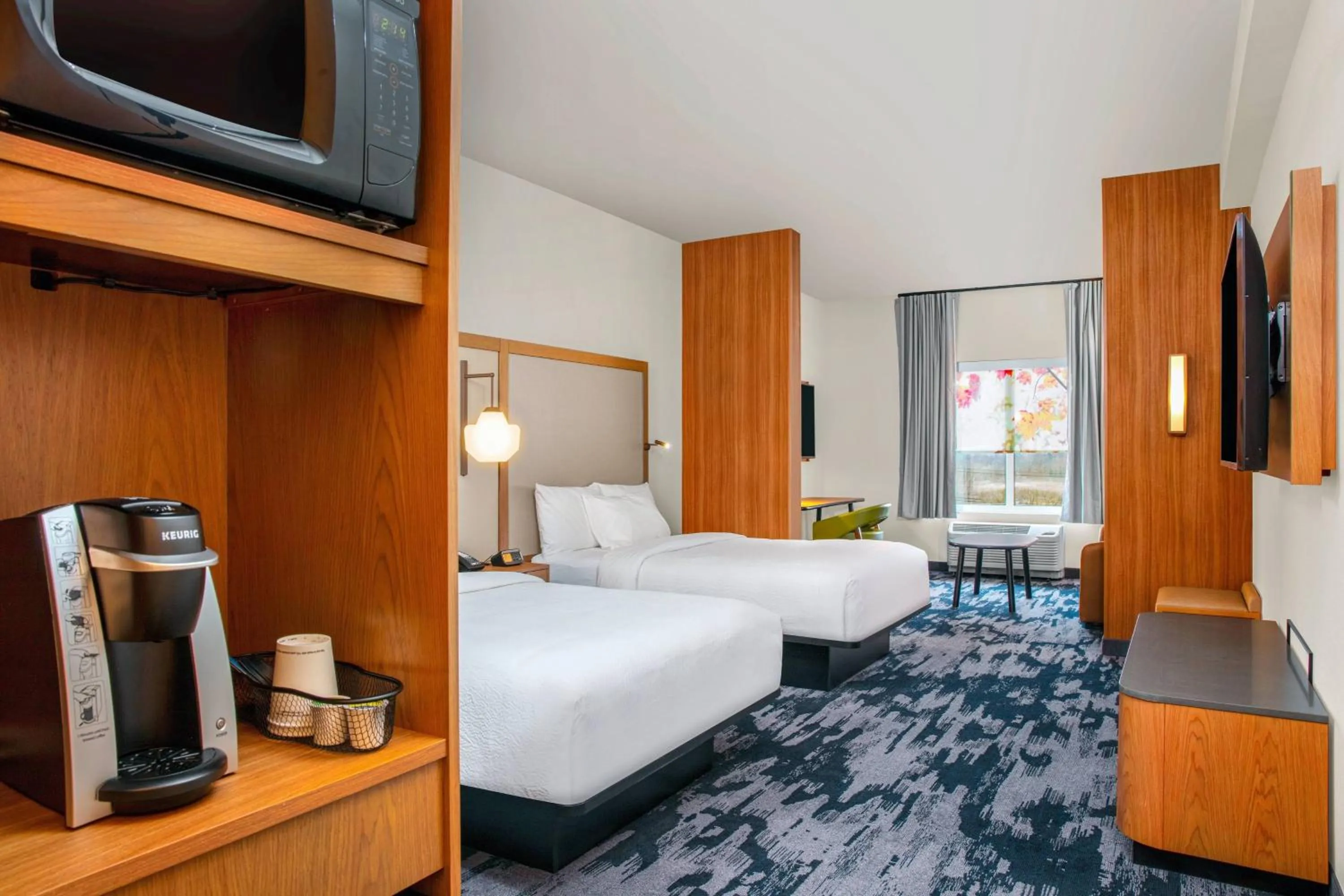 Bedroom, Bed in Fairfield by Marriott Inn & Suites Harrisburg West/Mechanicsburg