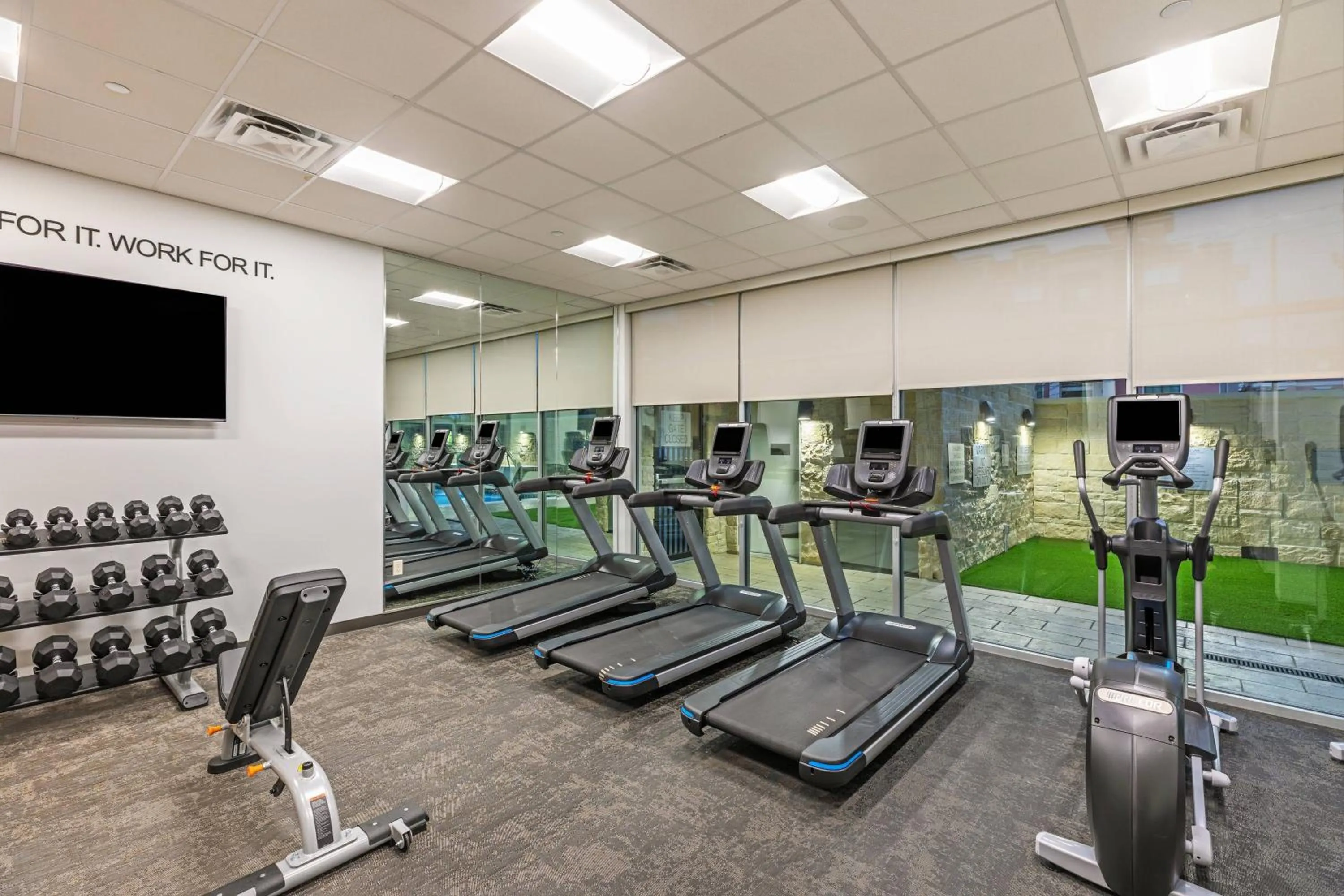 Fitness centre/facilities in Fairfield Inn & Suites Houston Memorial City Area