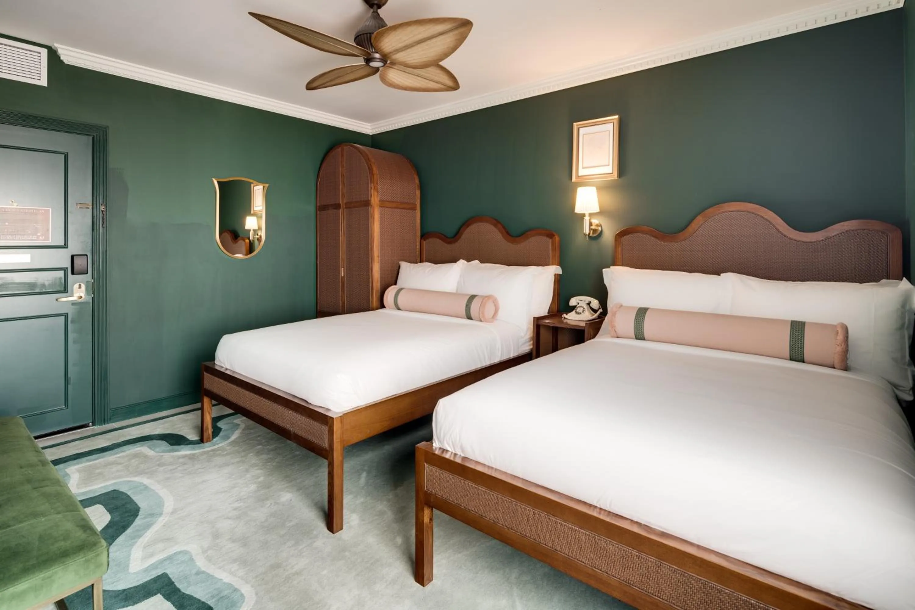 Bed in Esme Miami Beach