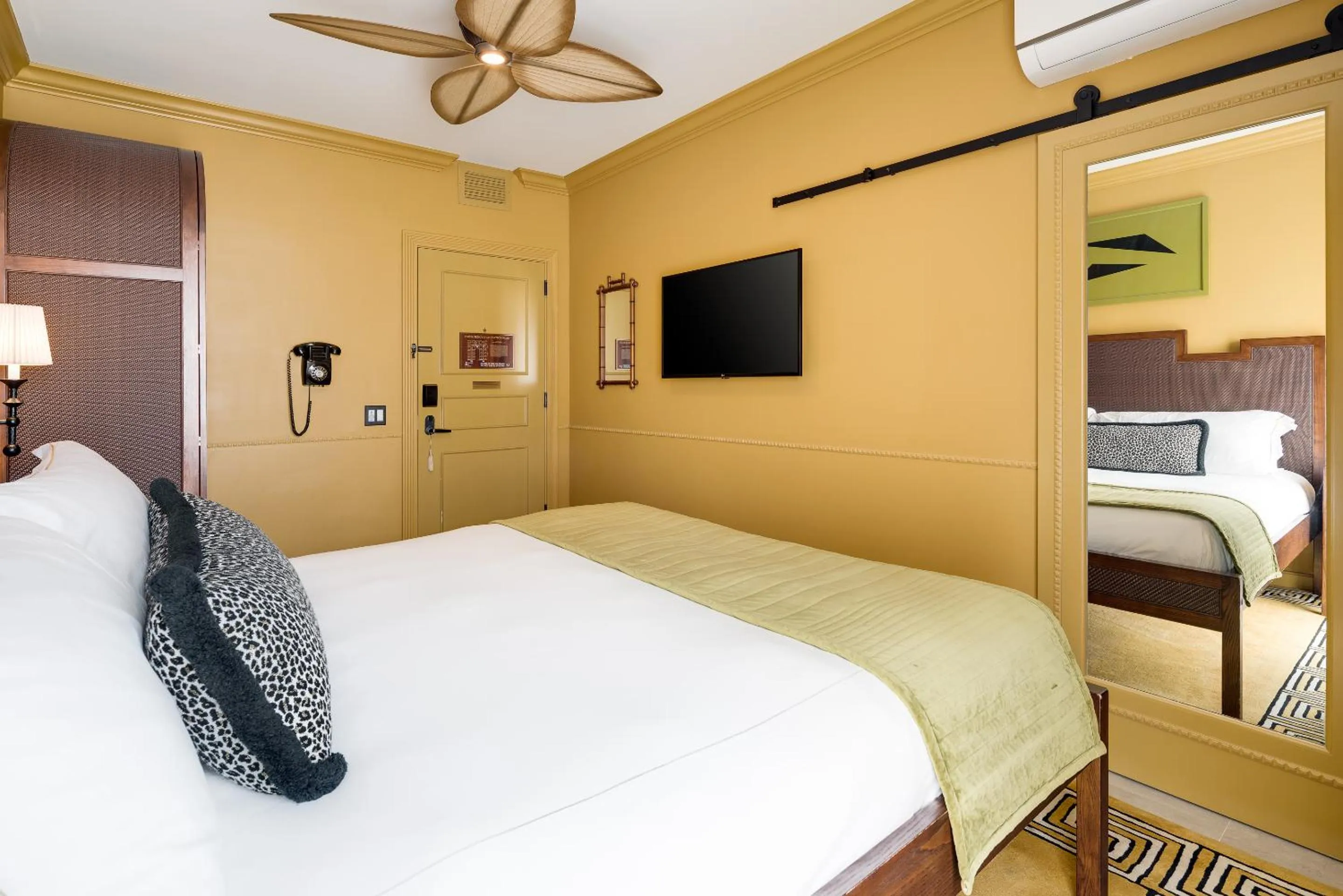 Bed in Esme Miami Beach