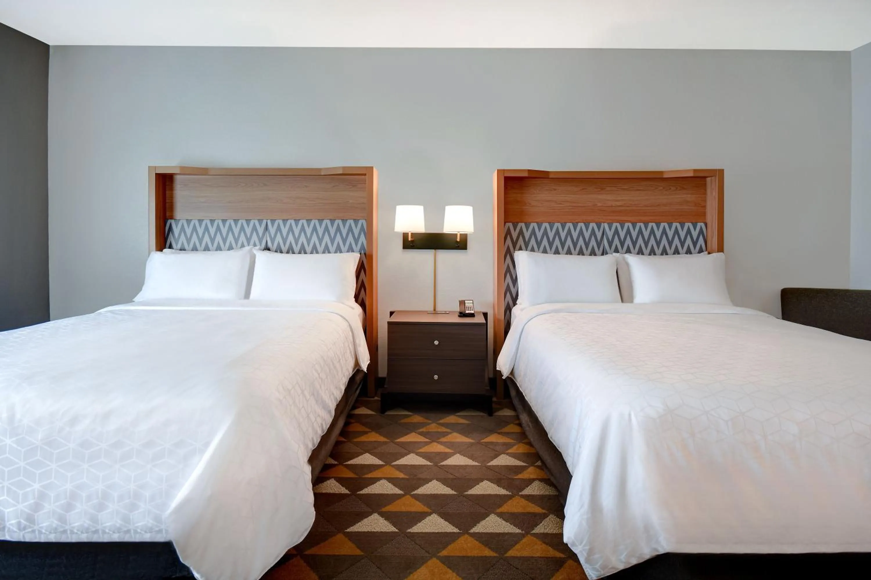 Bedroom, Bed in Holiday Inn - Erie by IHG