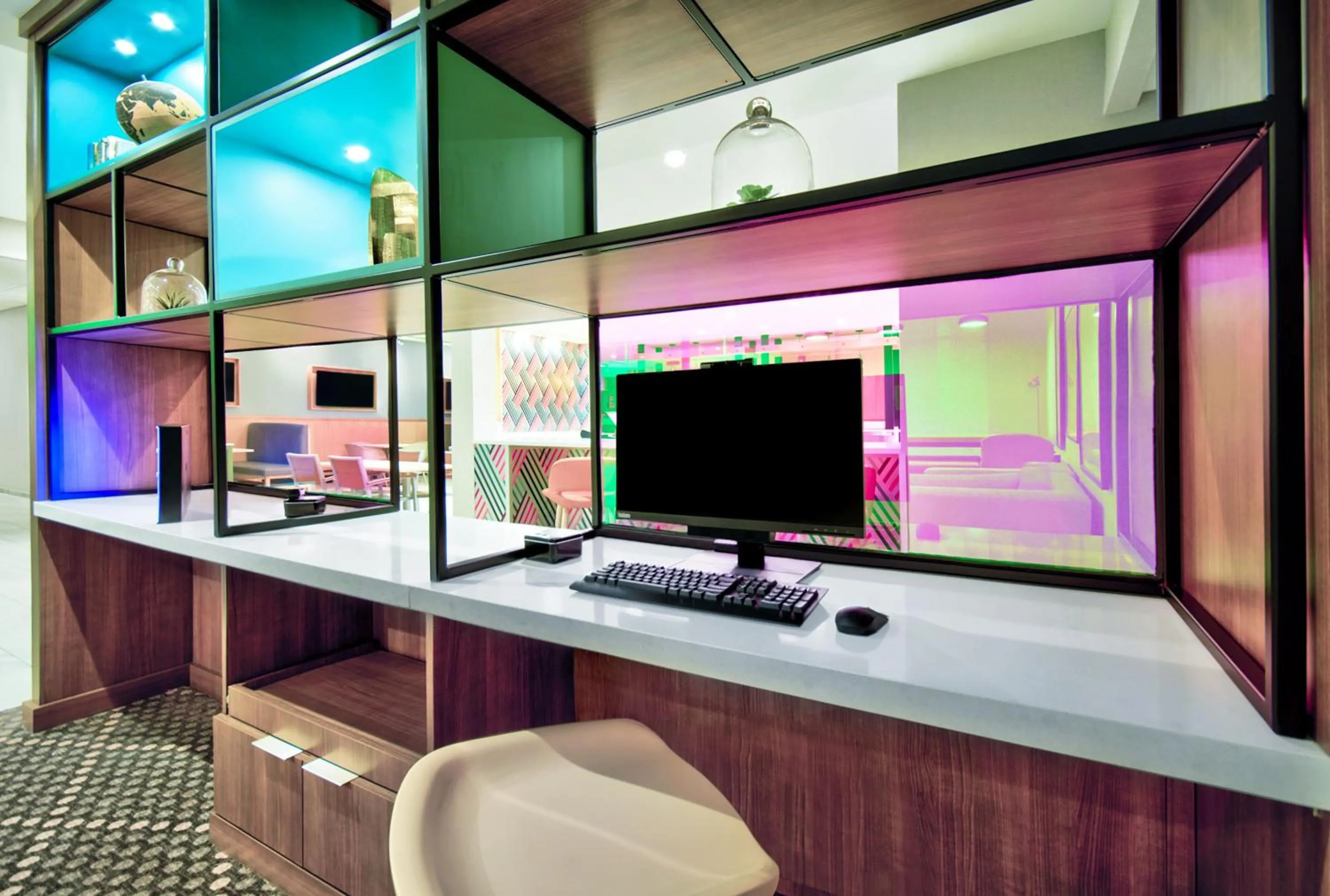 Business facilities in Holiday Inn - Erie by IHG