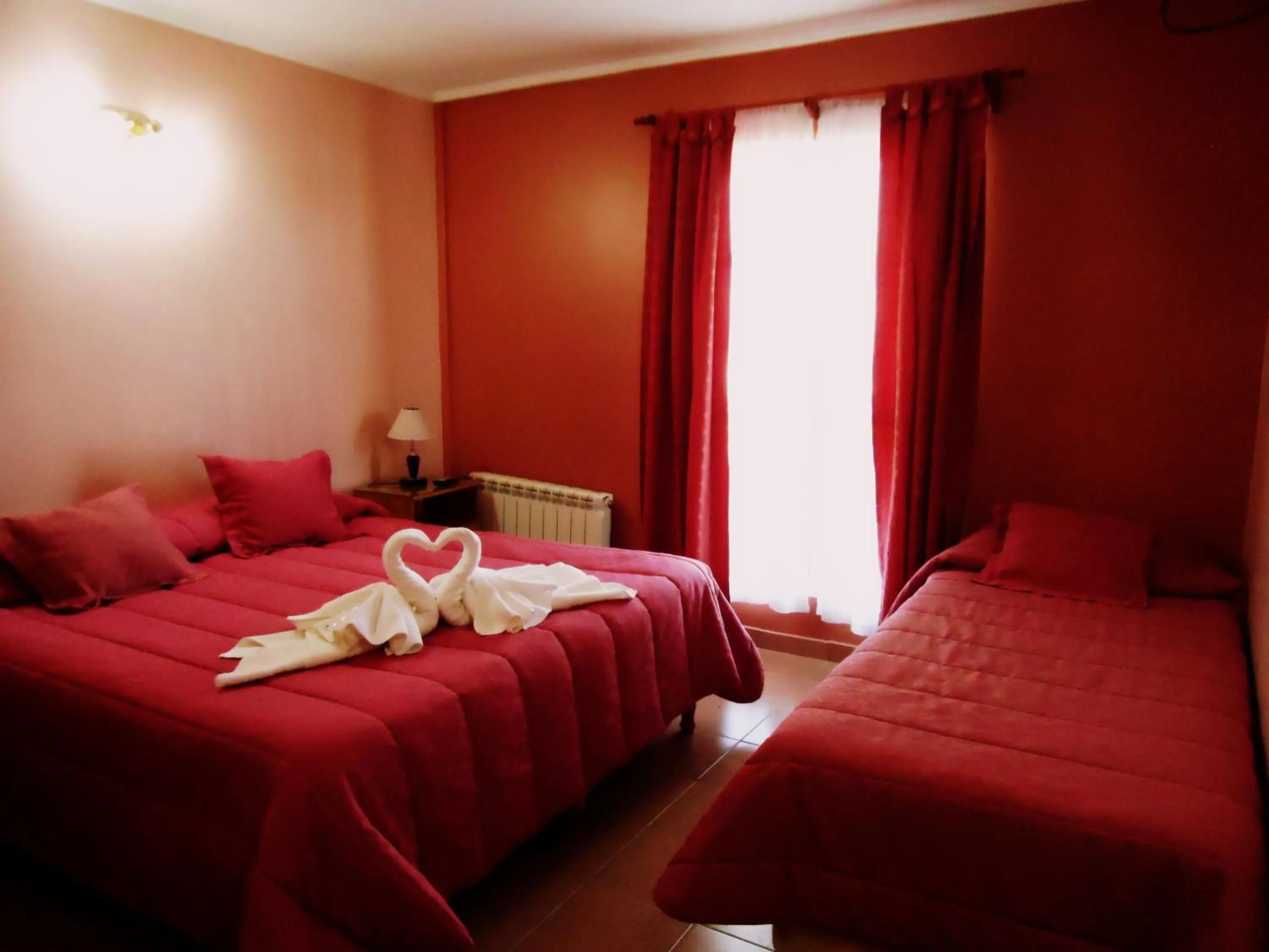 Triple Room with Private Bathroom in Hotel Liporaci