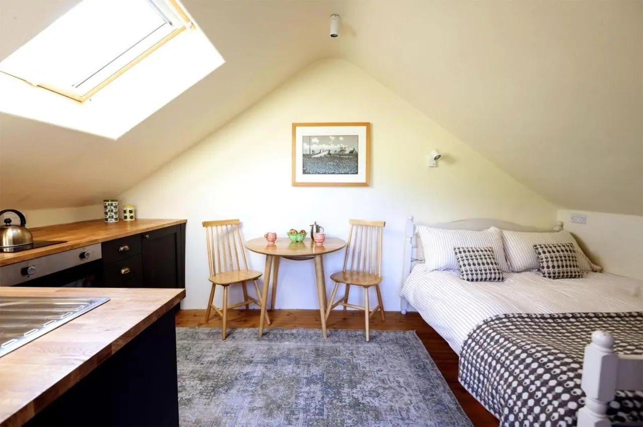 Bedroom, Bed in Snowdonia Hideaway