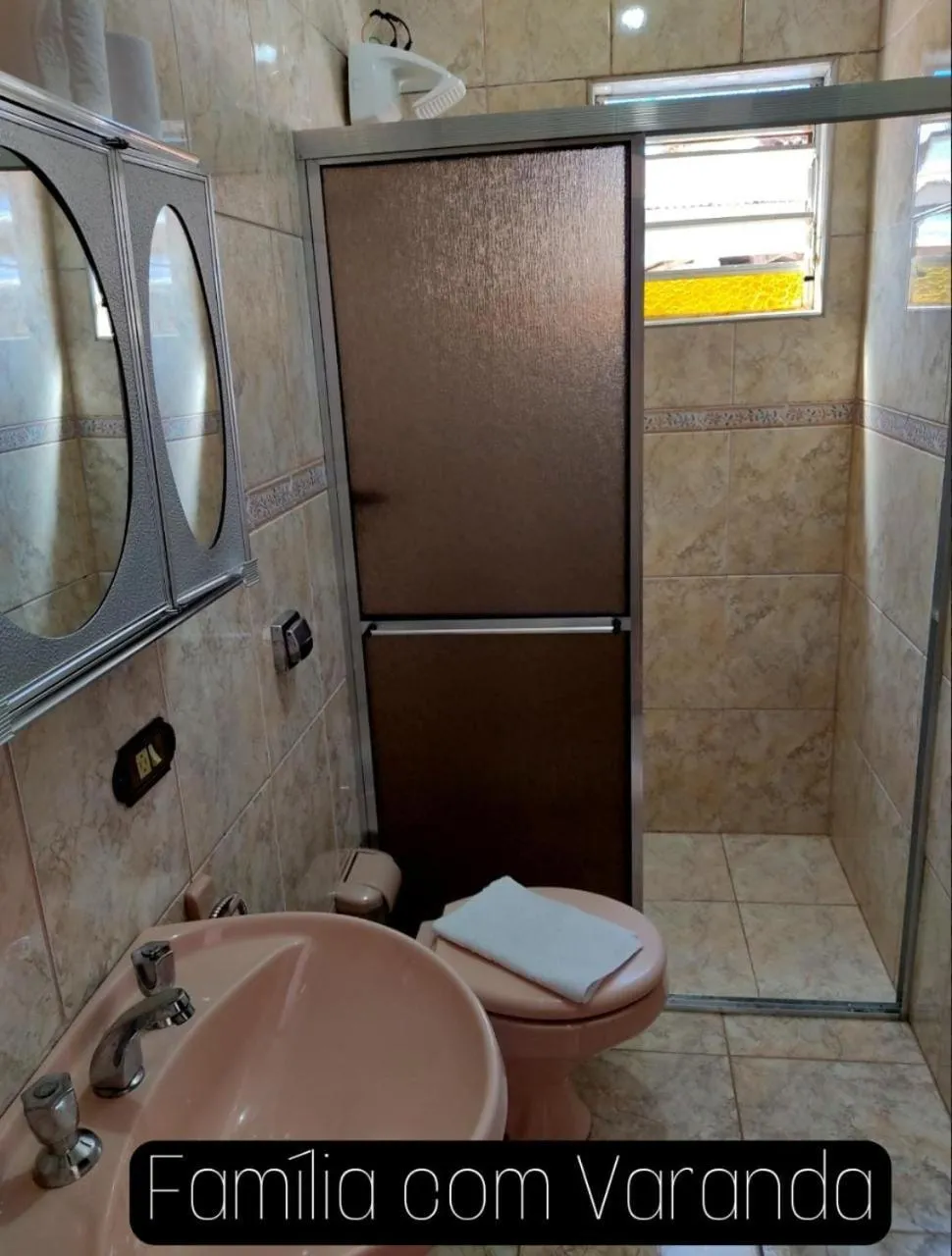 Shower in ANC BOSQUE - 4min do Parque Capivari