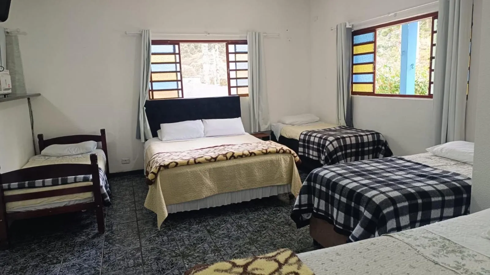 Photo of the whole room, Bed in ANC BOSQUE - 4min do Parque Capivari