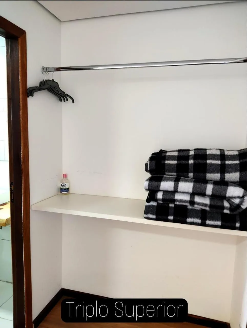 wardrobe in ANC BOSQUE - 4min do Parque Capivari