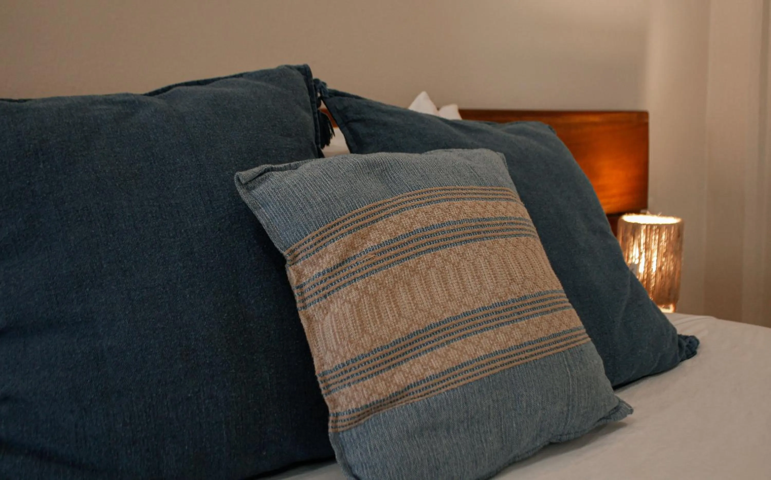 Bed in Noah Beach Hotel & Suites