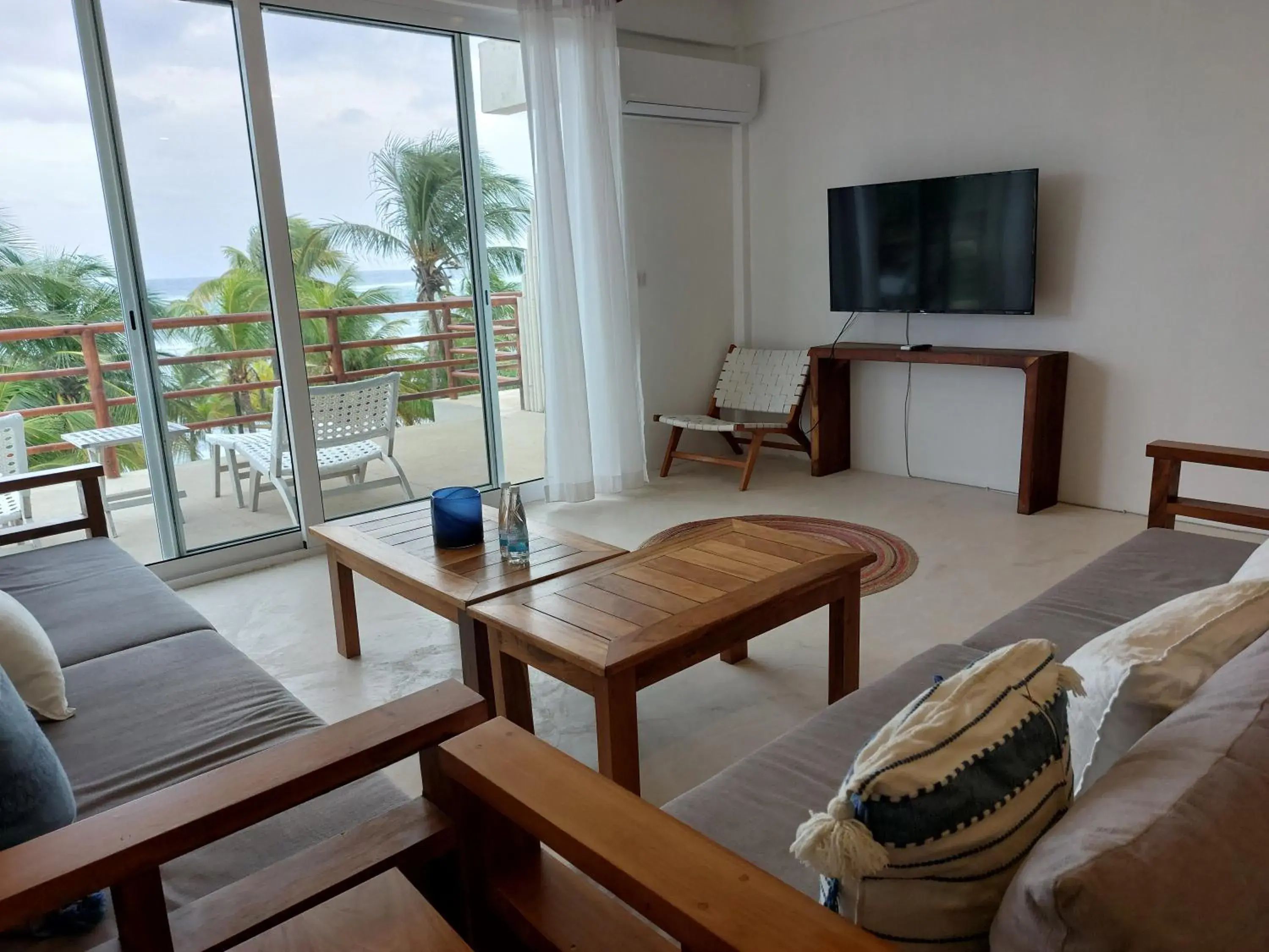 Apartment with Sea View in Noah Beach Hotel & Suites Apartment with Sea View in Noah Beach Hotel & Suites