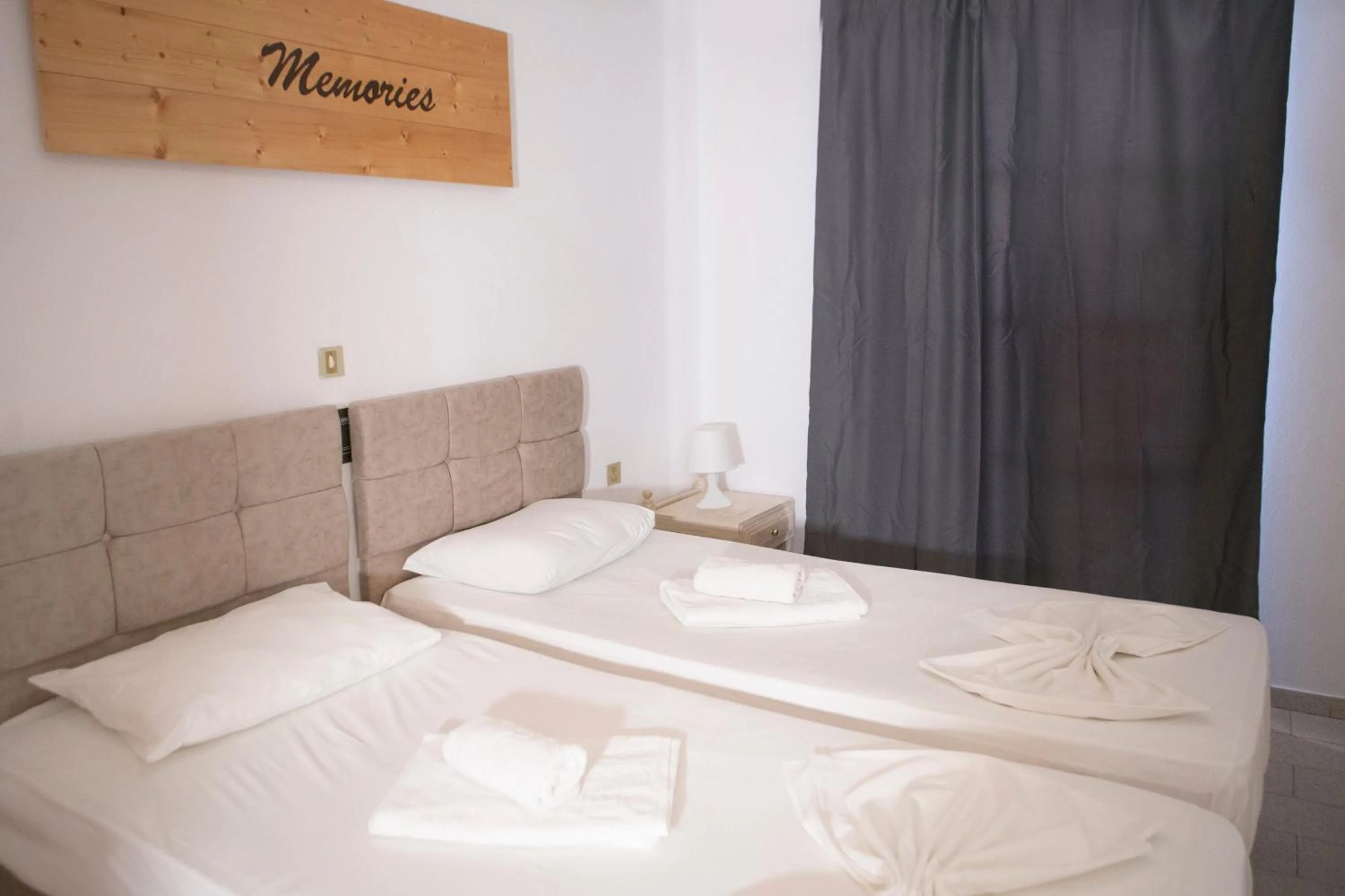 Bed in Κastro Ηotel