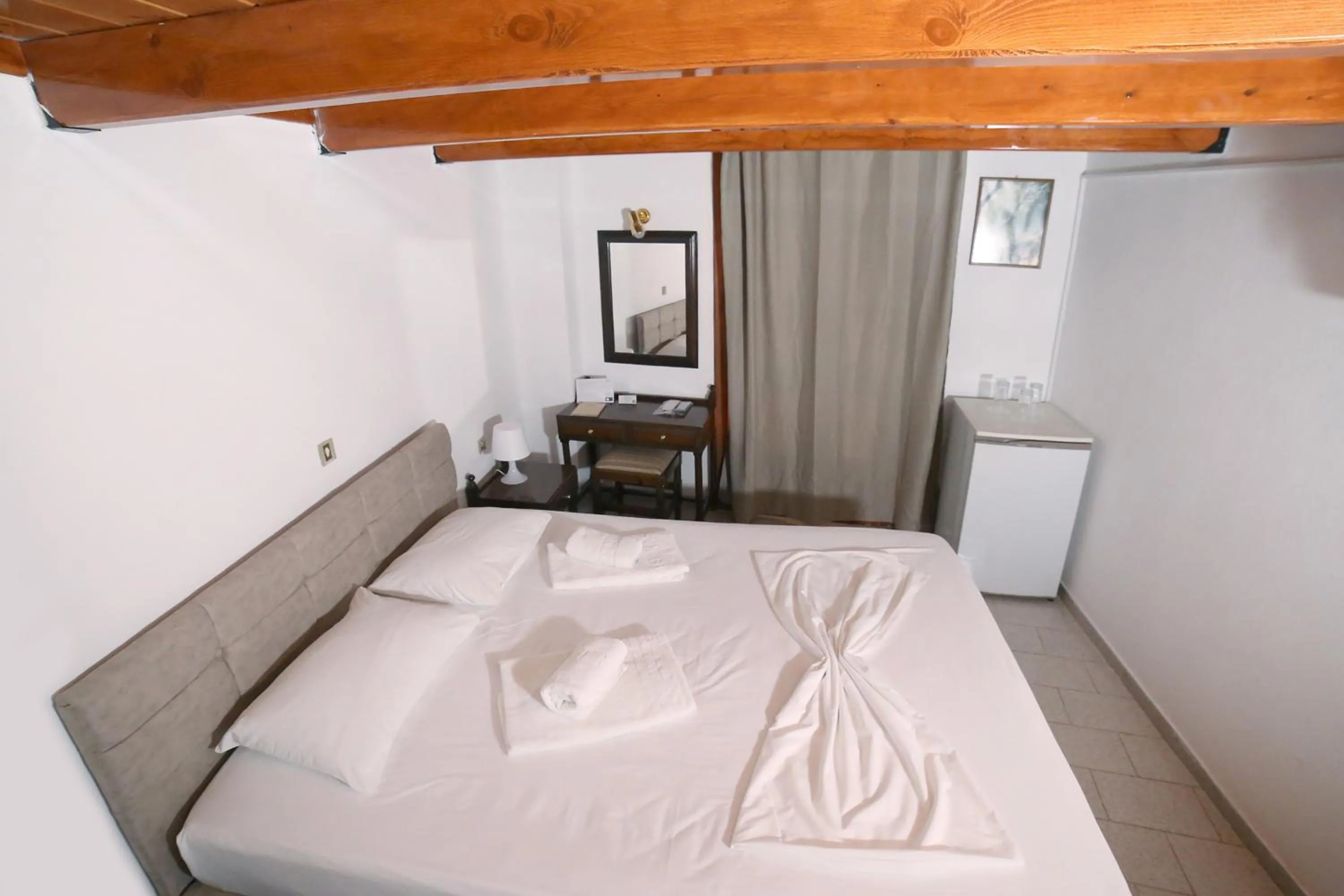 Photo of the whole room, Bed in Κastro Ηotel