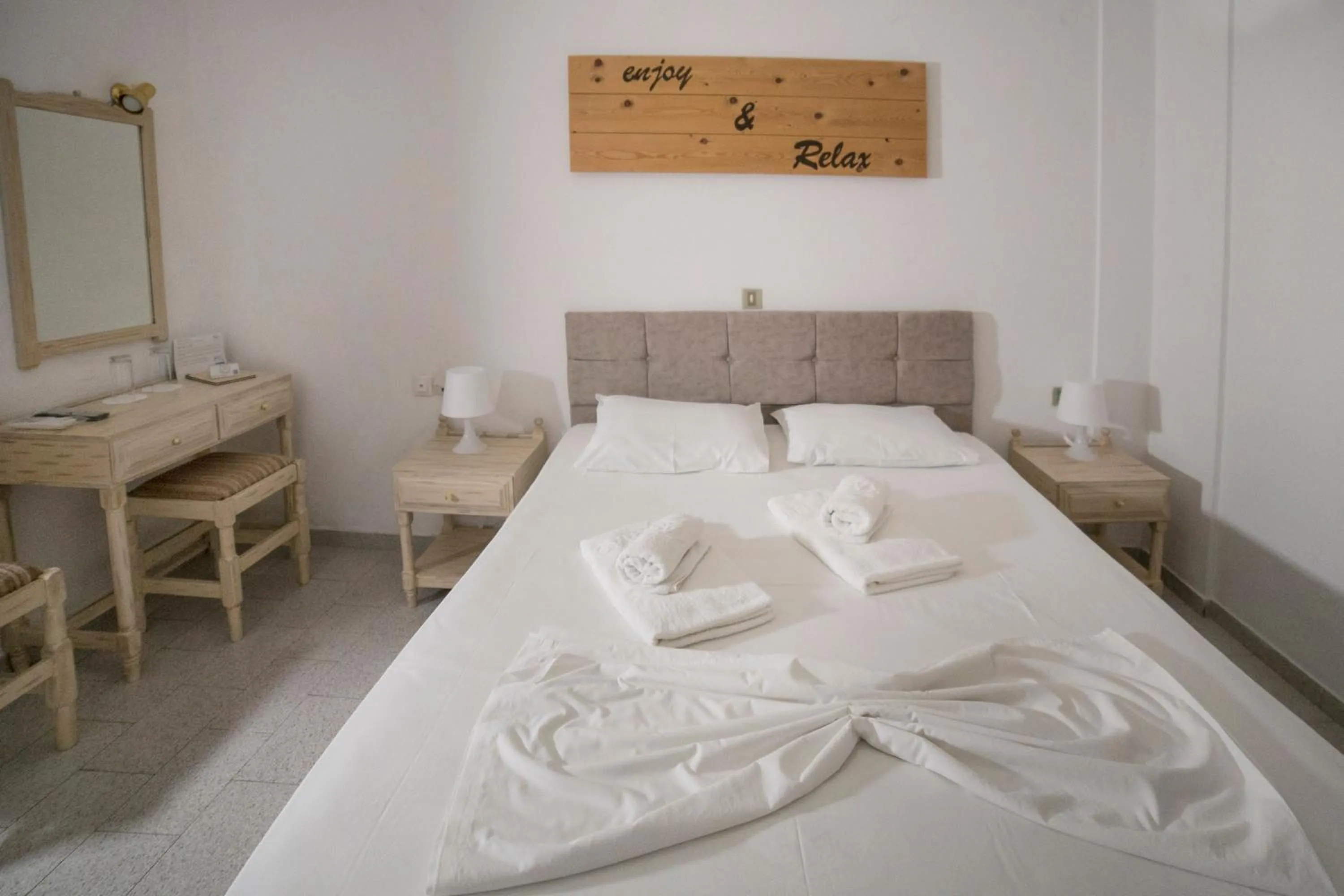 Bed in Κastro Ηotel