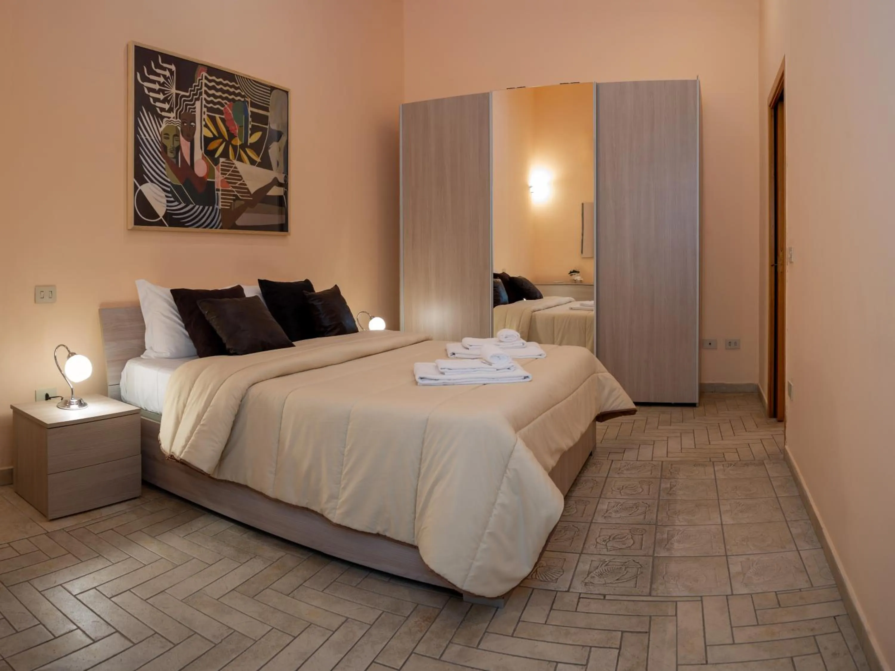 Bedroom, Bed in Naro Suites and Rooms
