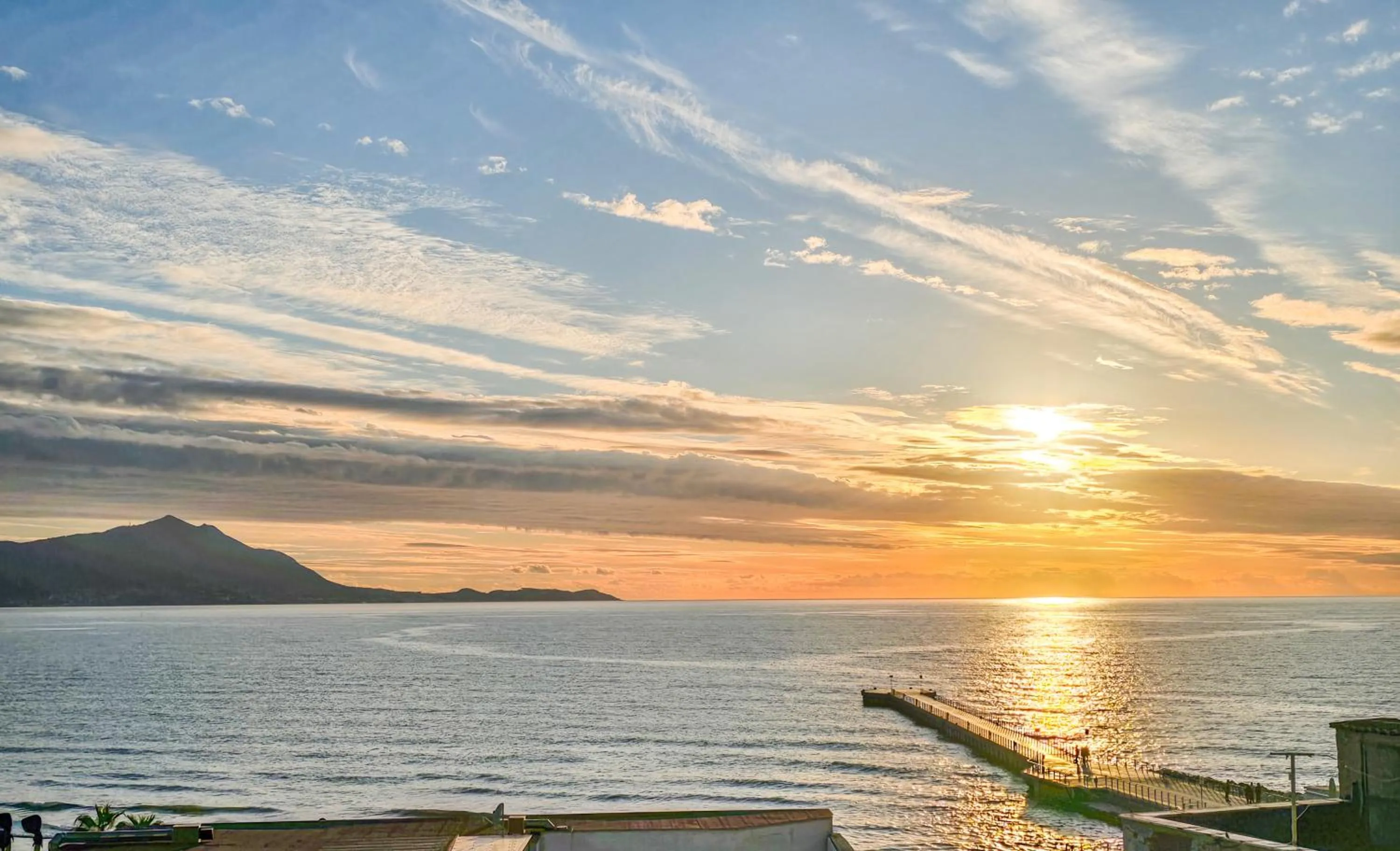 Sea view in Naro Suites and Rooms