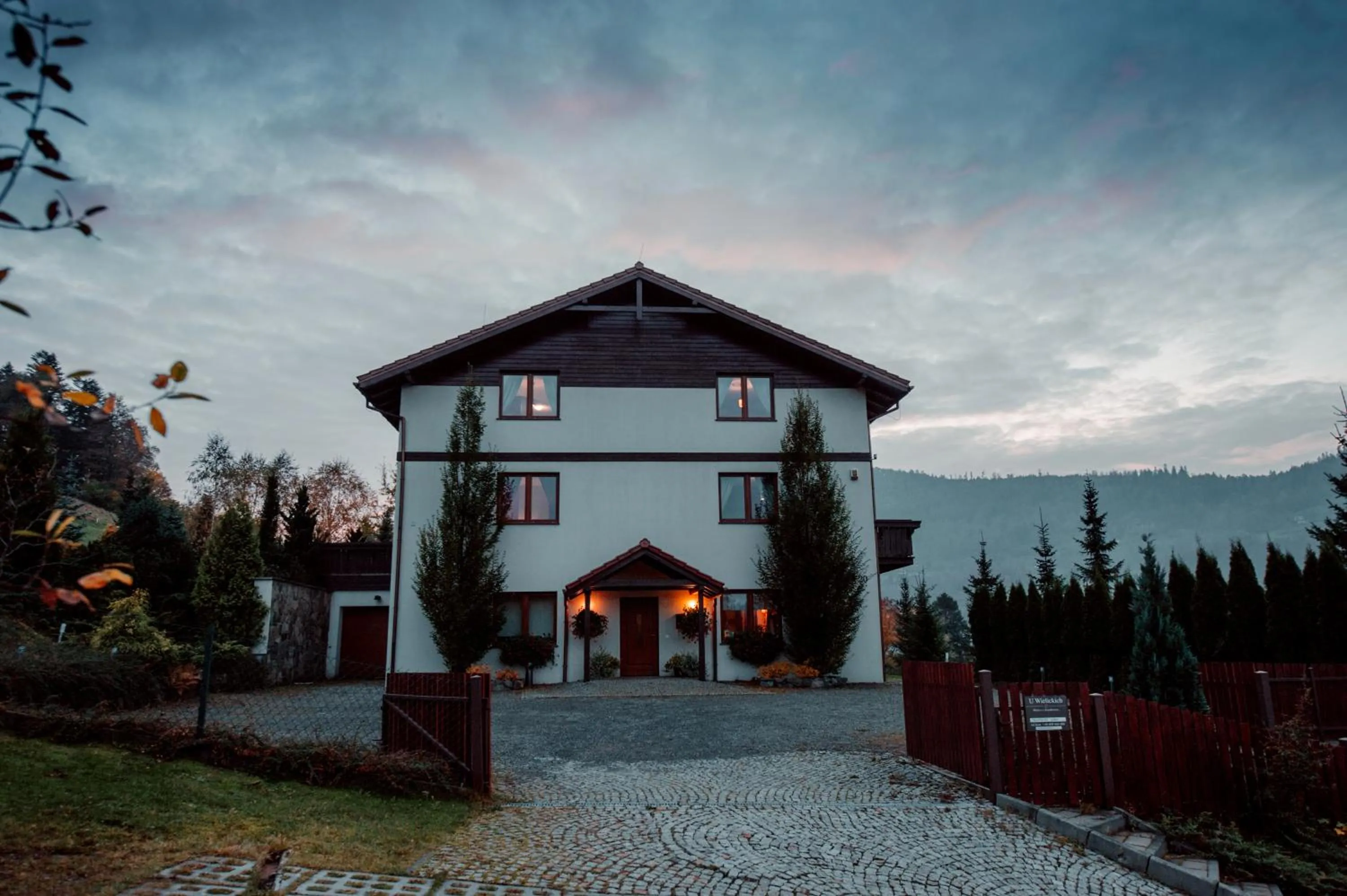 Property building in Przystanek Góry