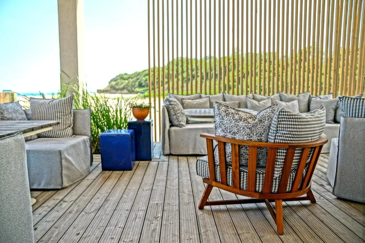 Restaurant/places to eat in Vaya Beach Resort