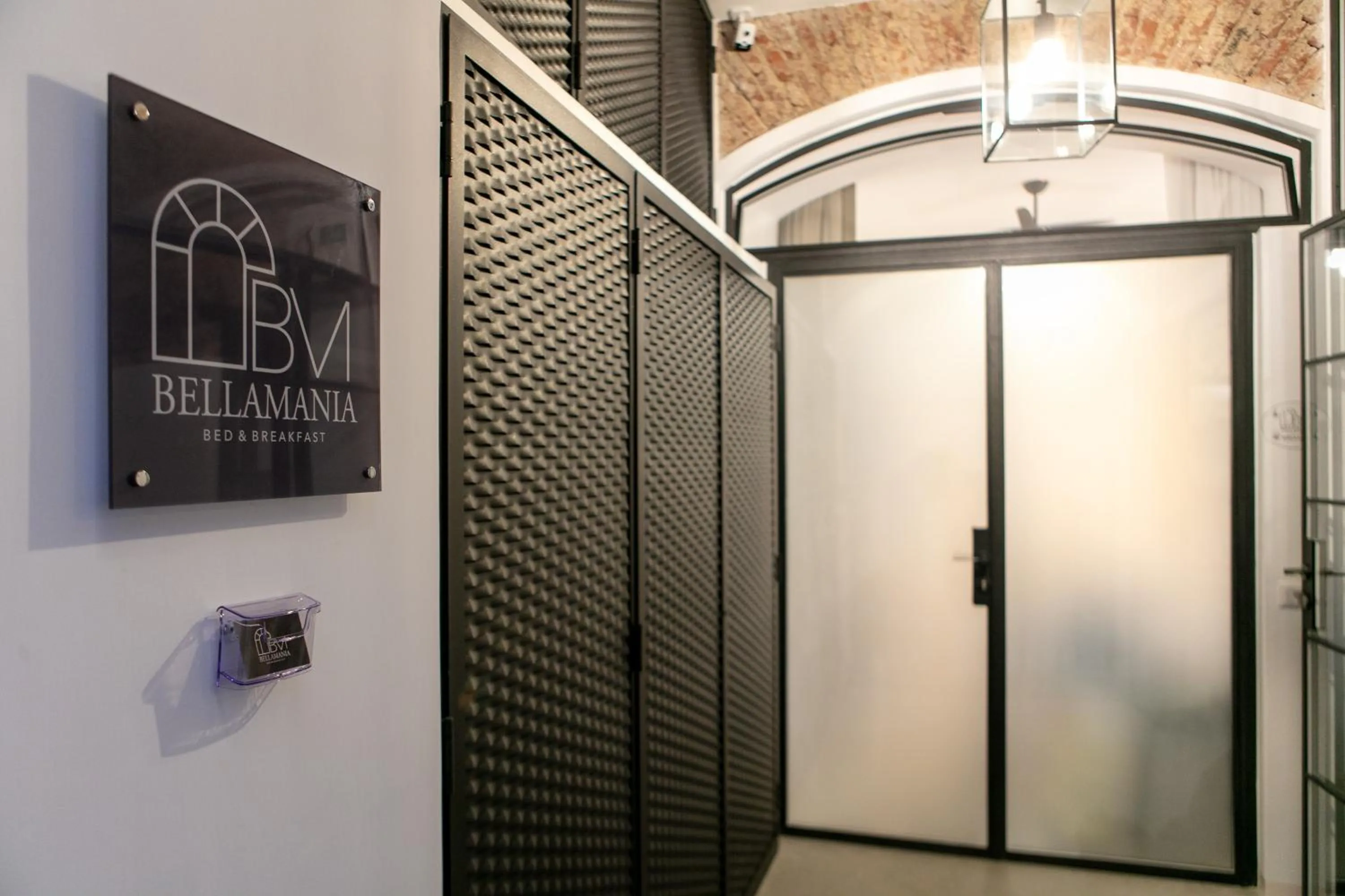 Facade/entrance in Bellamania B&B
