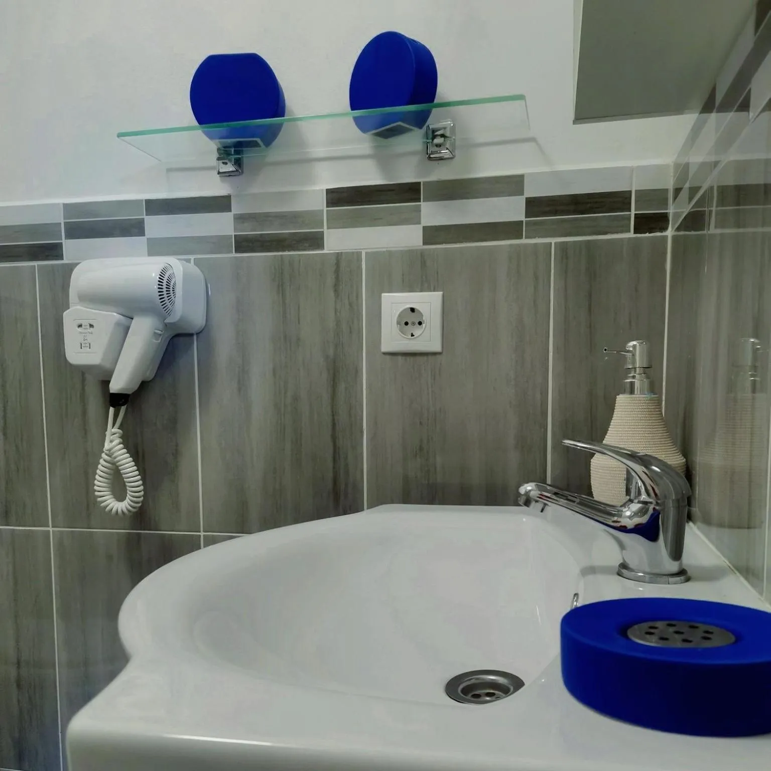 Bathroom in Pensiunea Popas Pop, Strambu-Baiut, Maramures