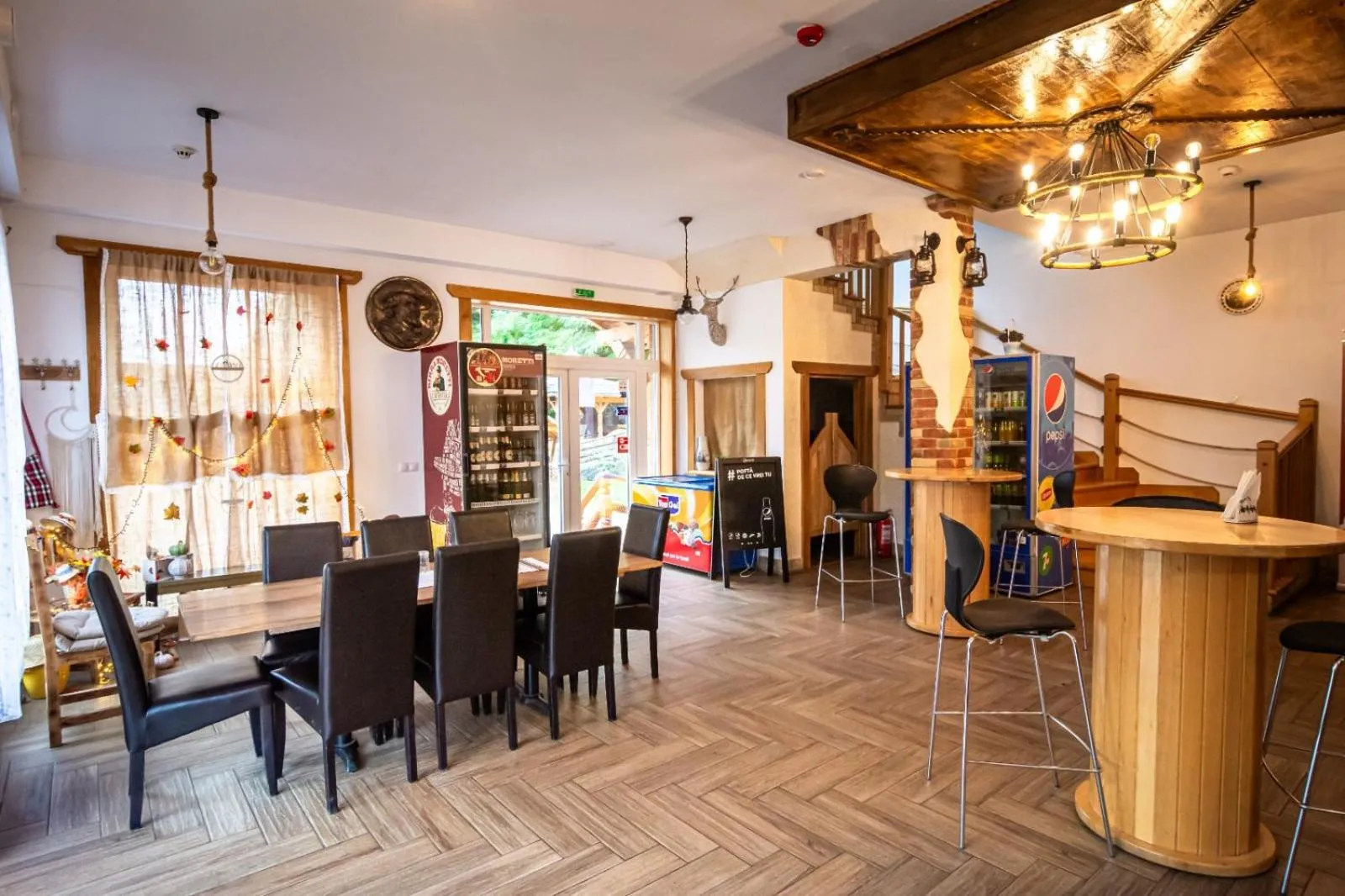 Restaurant/places to eat in Pensiunea Popas Pop, Strambu-Baiut, Maramures