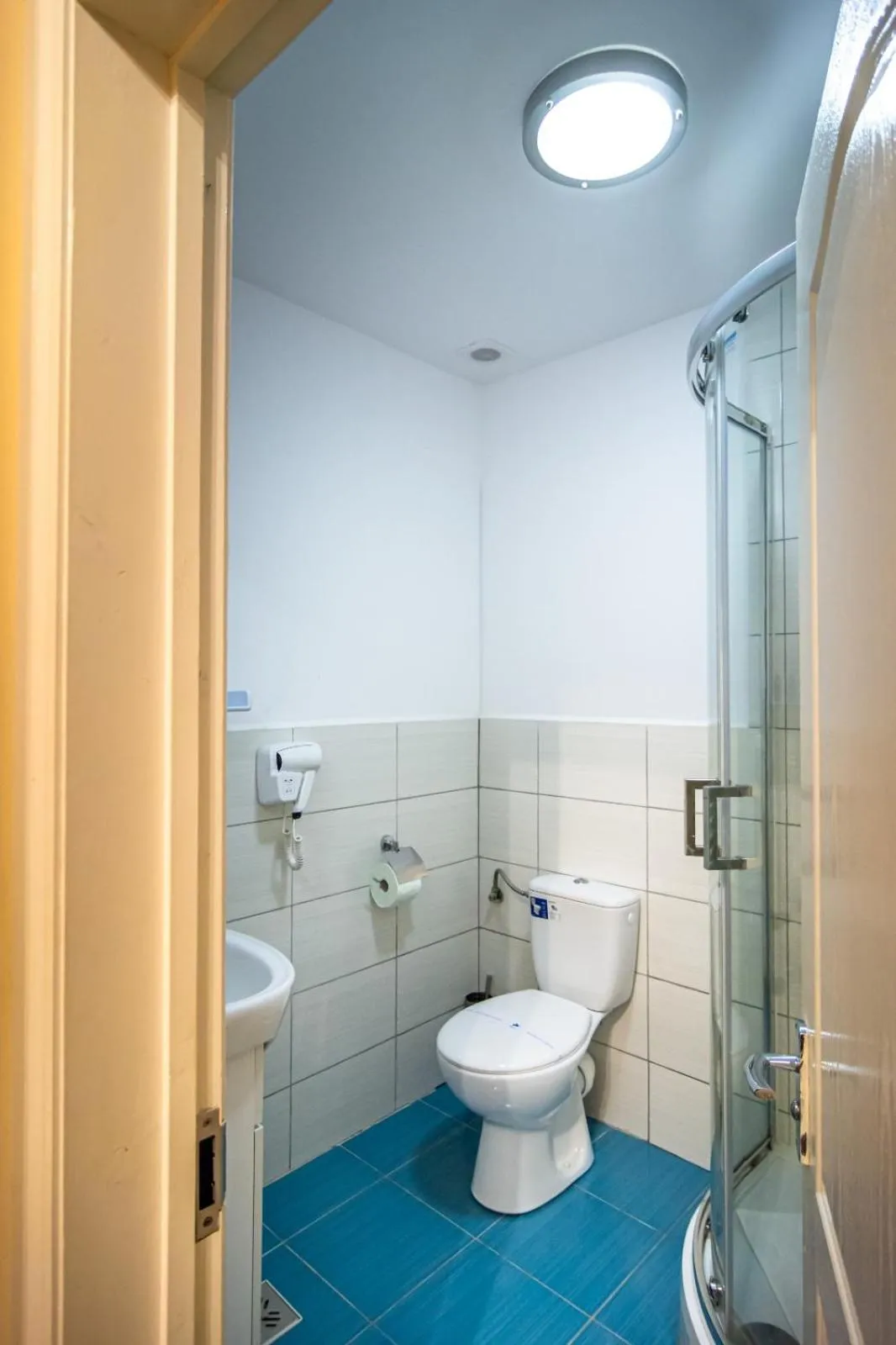 Toilet in Pensiunea Popas Pop, Strambu-Baiut, Maramures