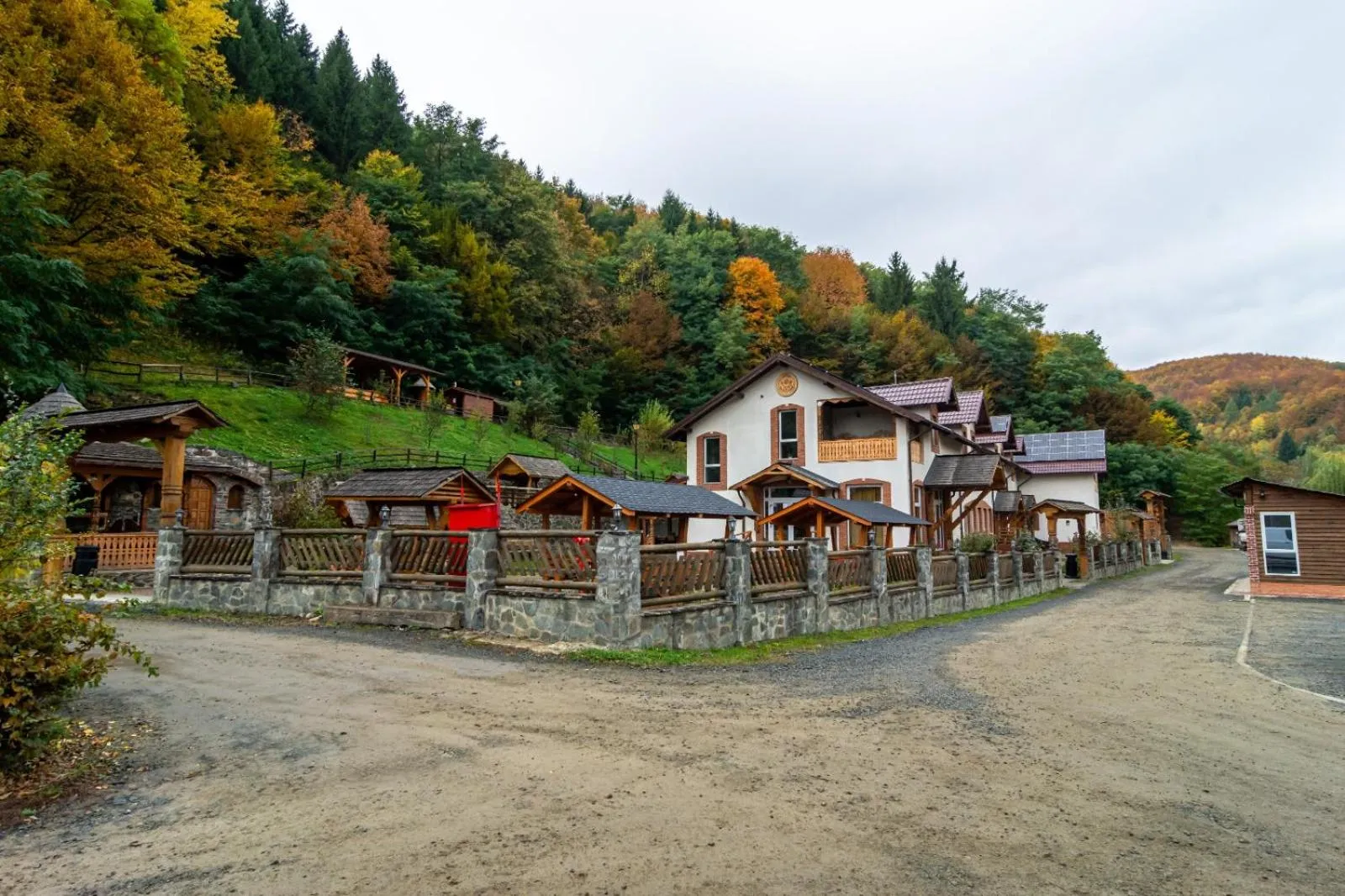 Property building in Pensiunea Popas Pop, Strambu-Baiut, Maramures