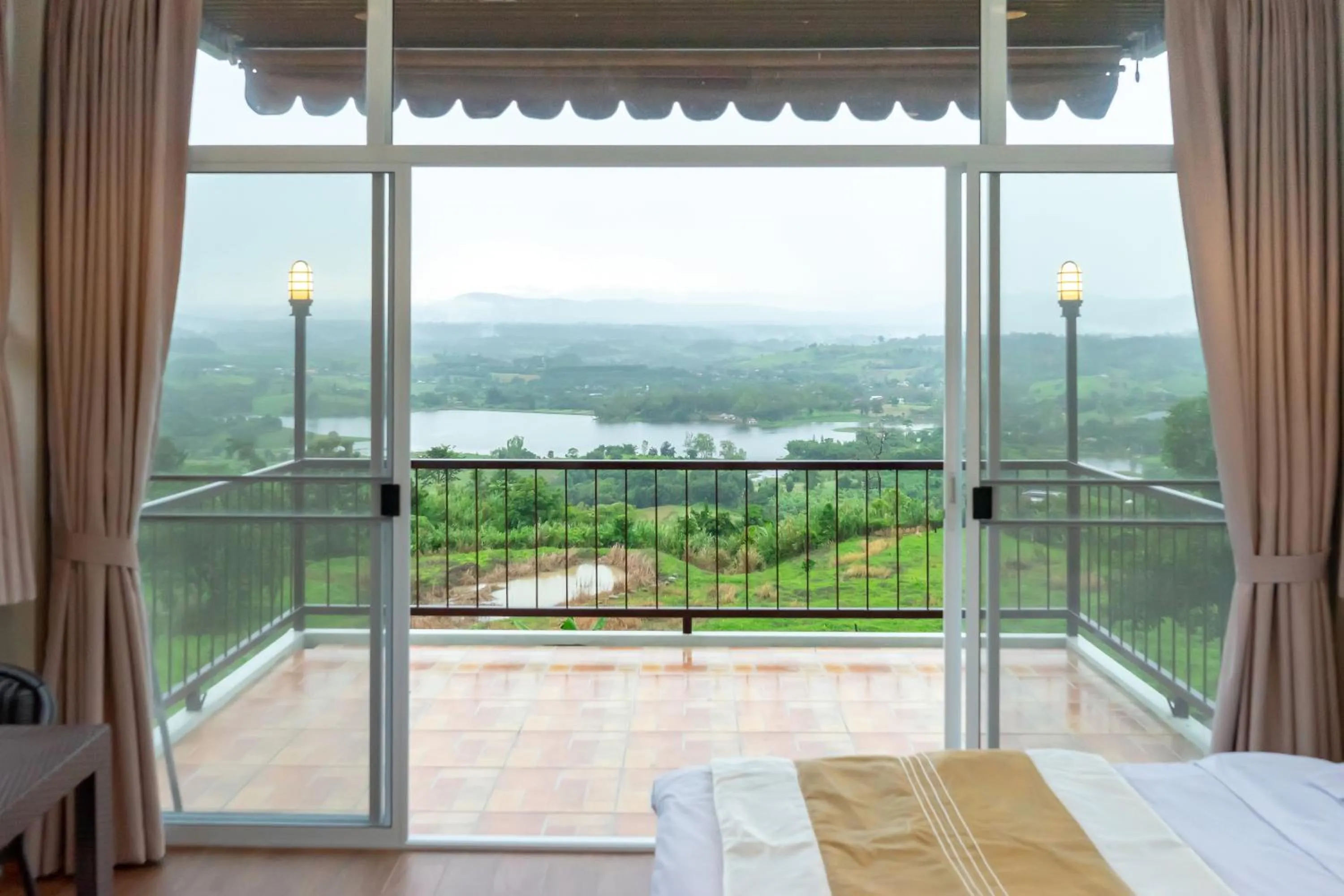 The private 2 @ khao kho