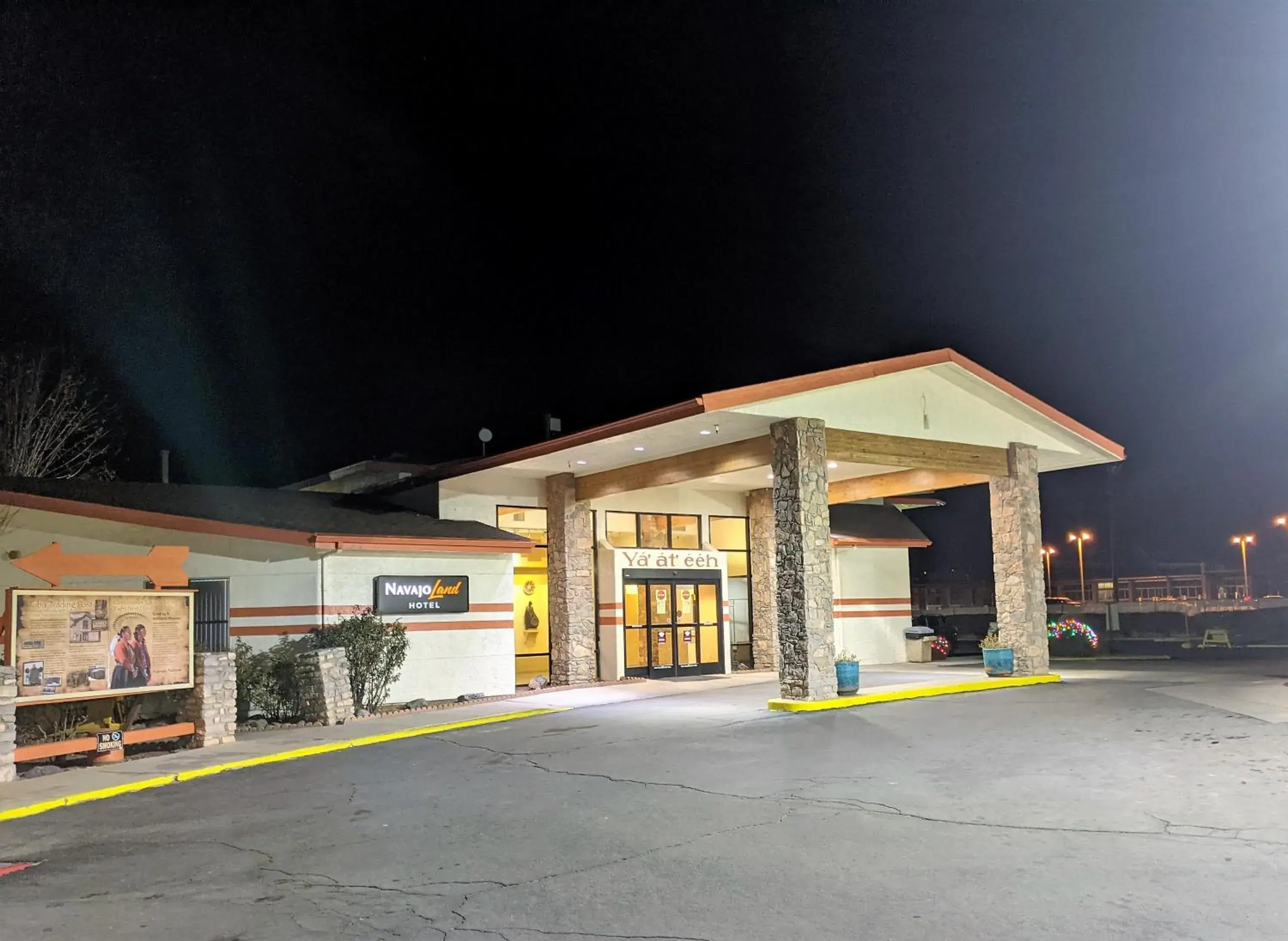 Facade/entrance in NavajoLand Hotel Facade/entrance in NavajoLand Hotel
