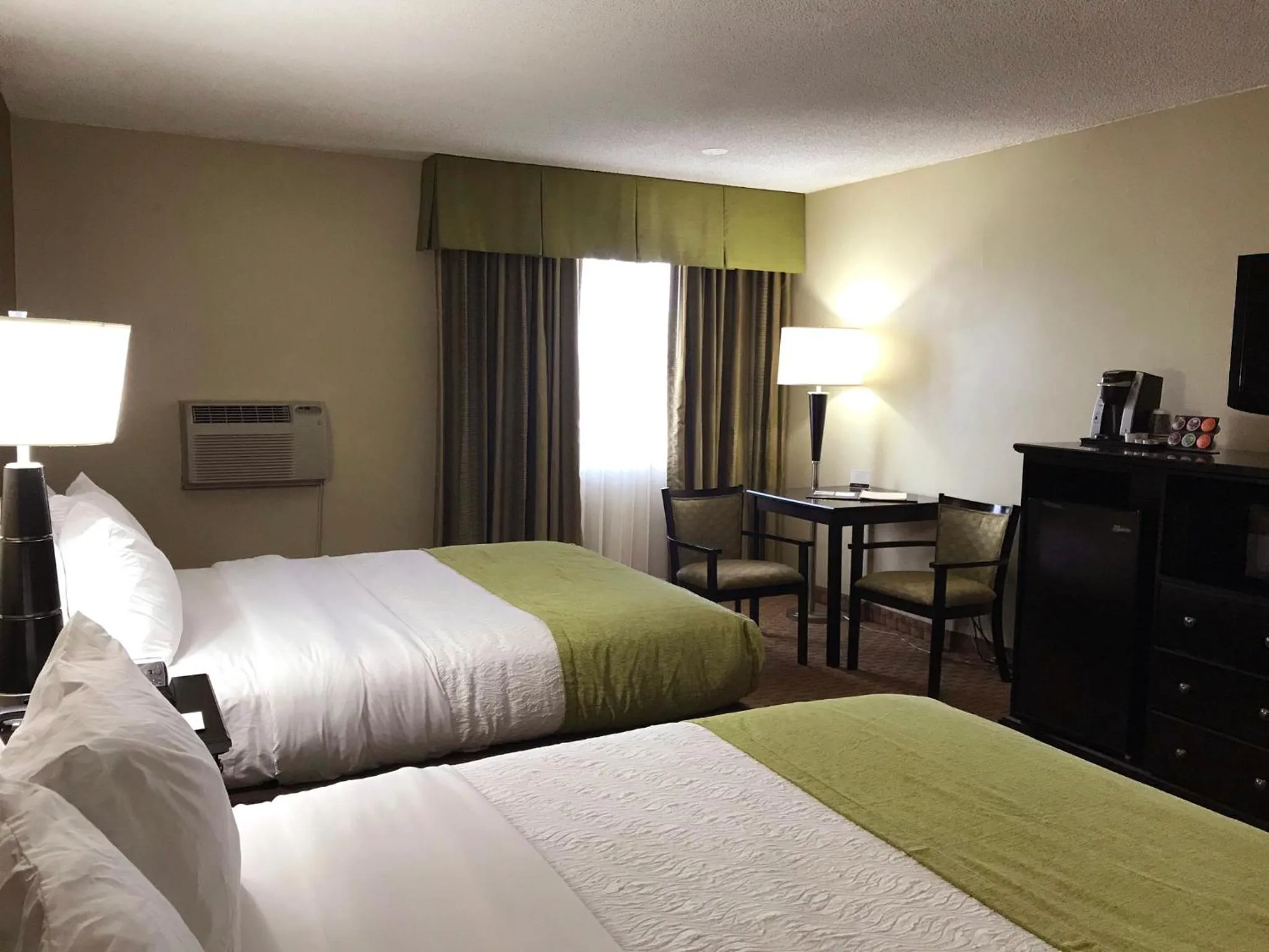 Bed in NavajoLand Hotel