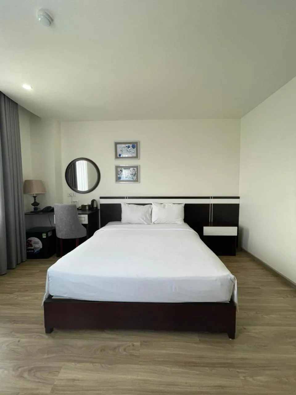 Bed in Lotus Hotel & Apartment