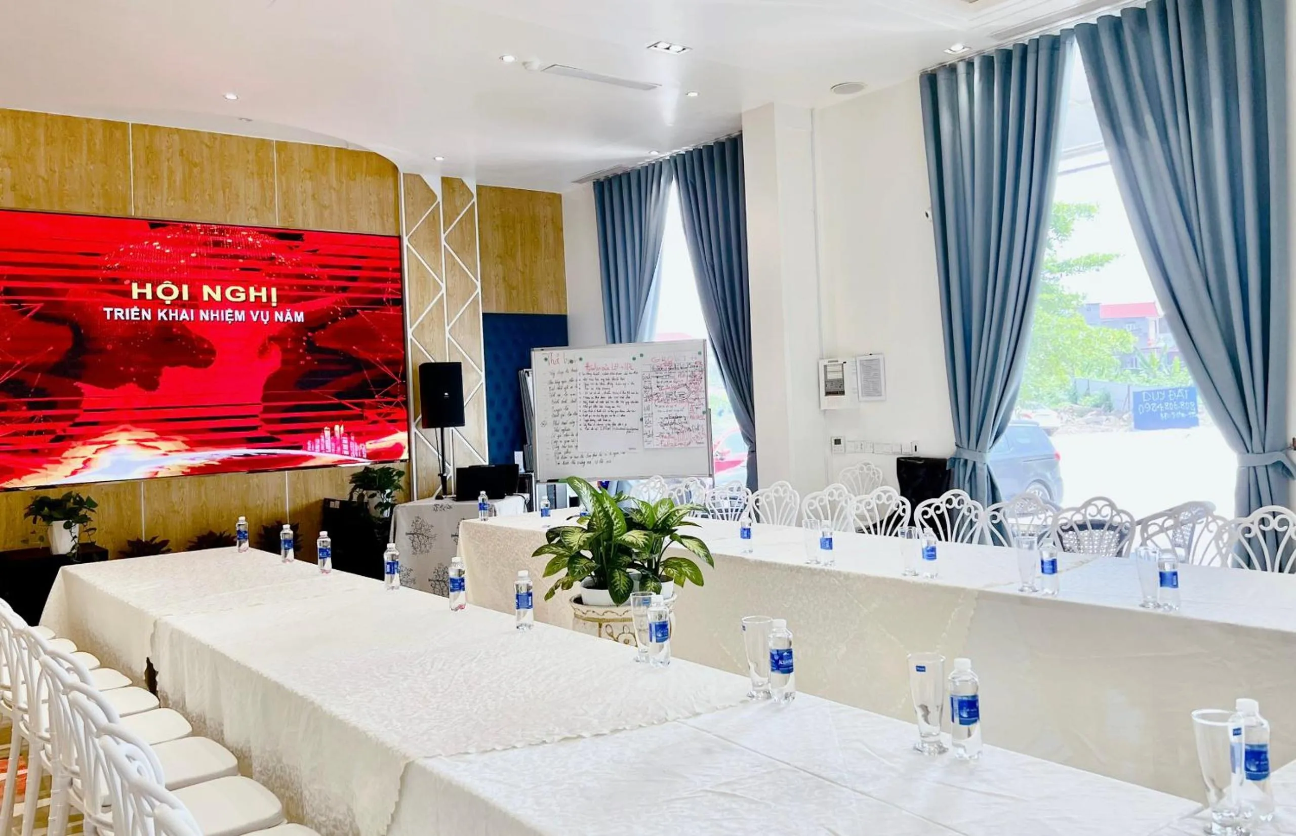 Meeting/conference room in Lotus Hotel & Apartment