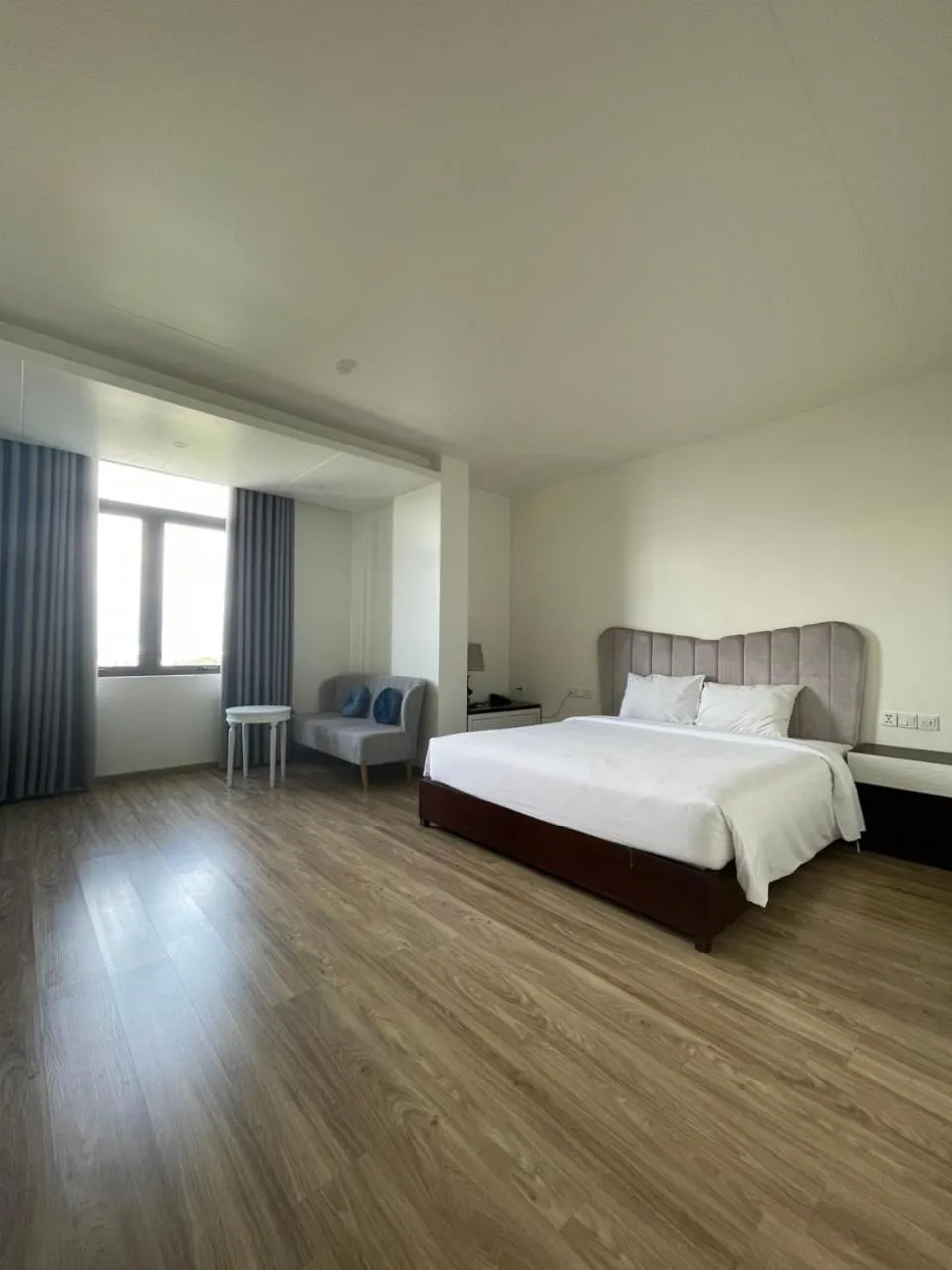 Bed in Lotus Hotel & Apartment