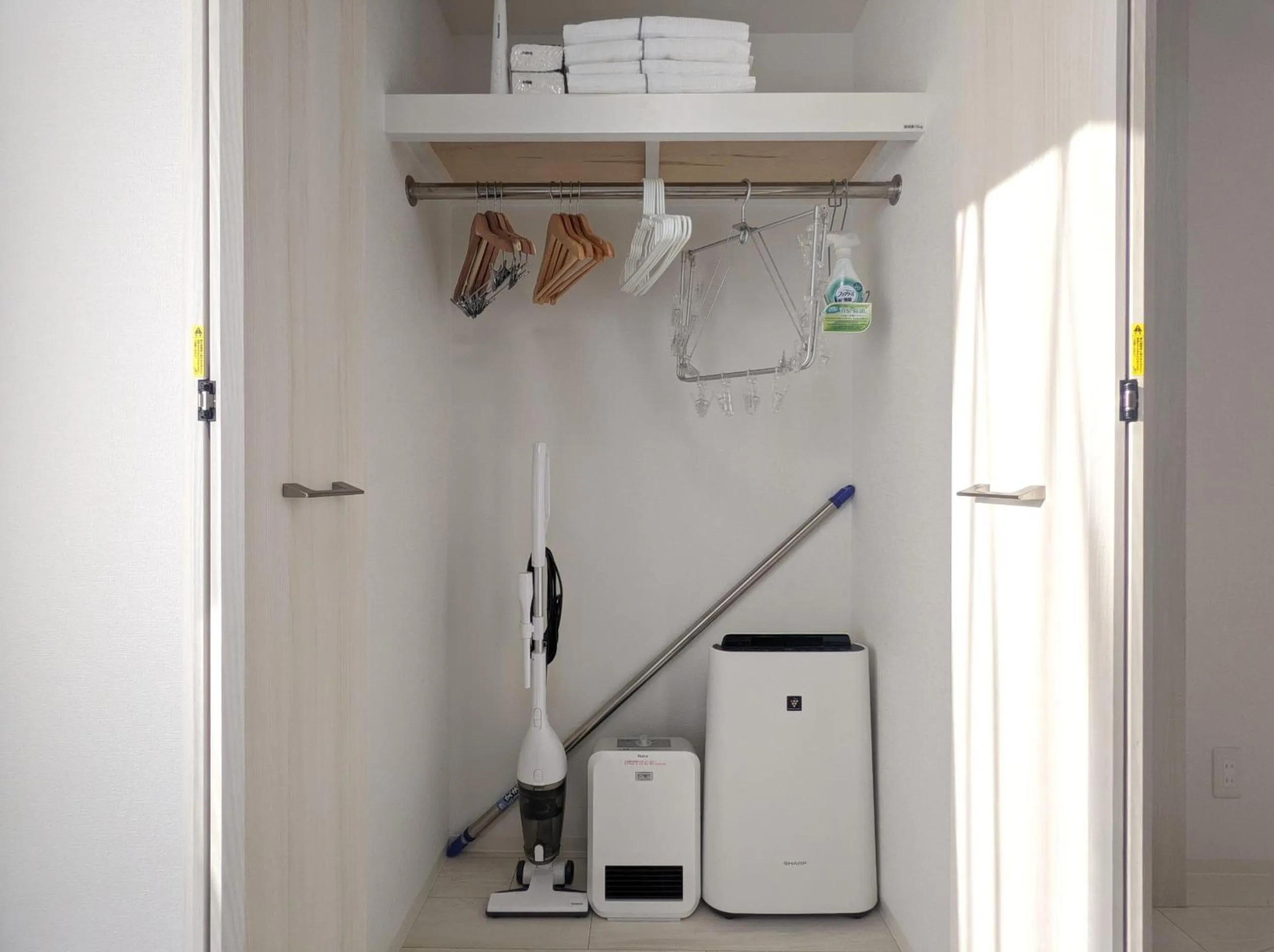 wardrobe in ESLEAD HOTEL Namba South Ⅲ