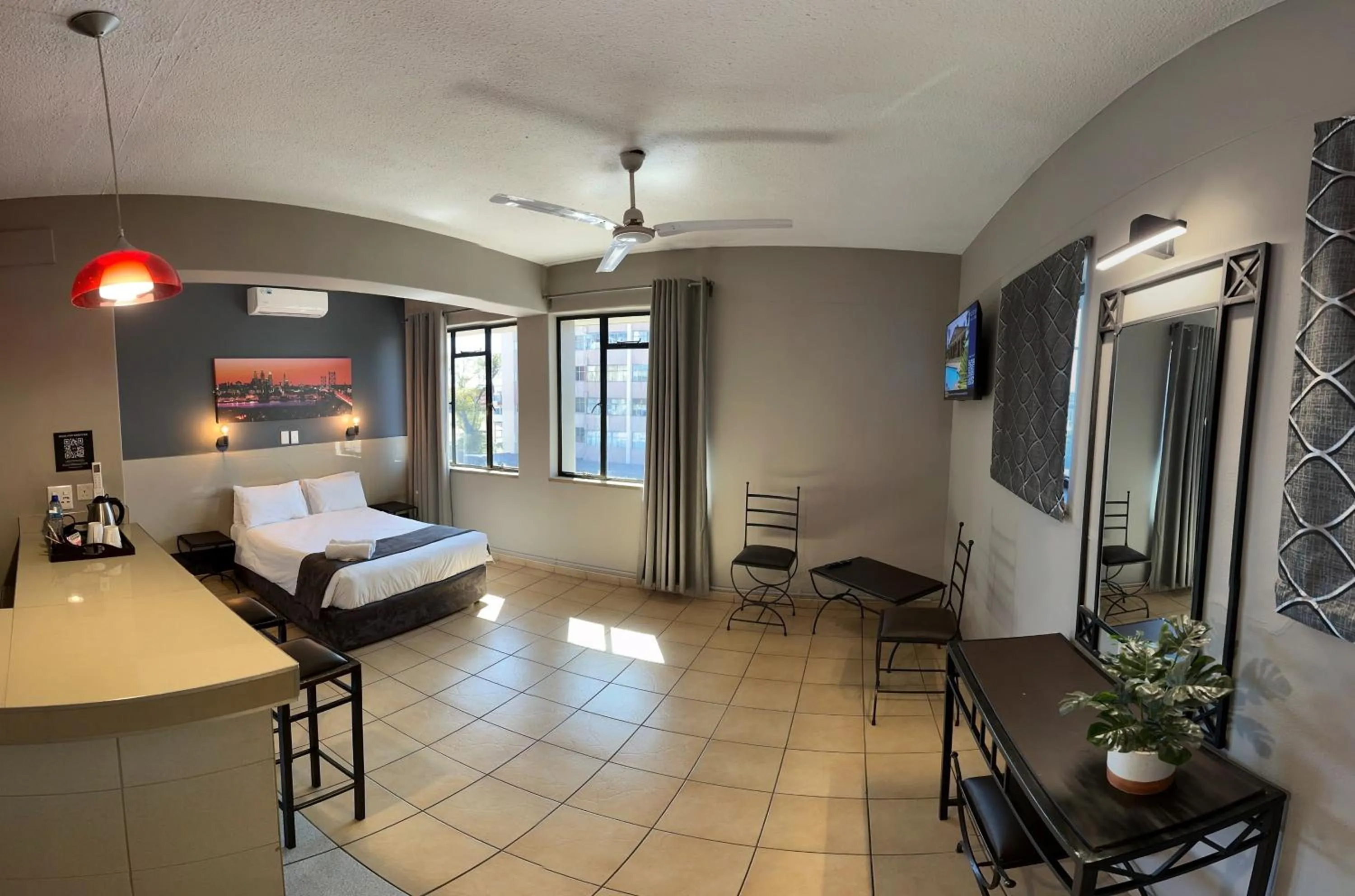 Bed in N1 Hotel Bulawayo