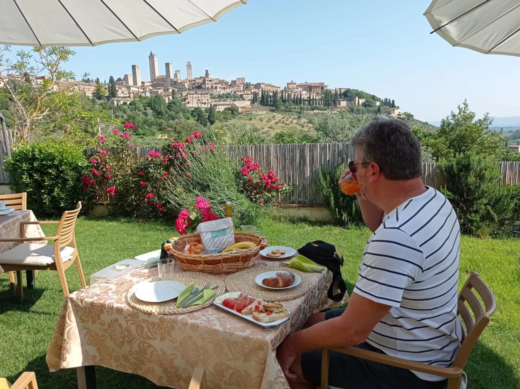 Day in B&B Il Fienile San Gimignano